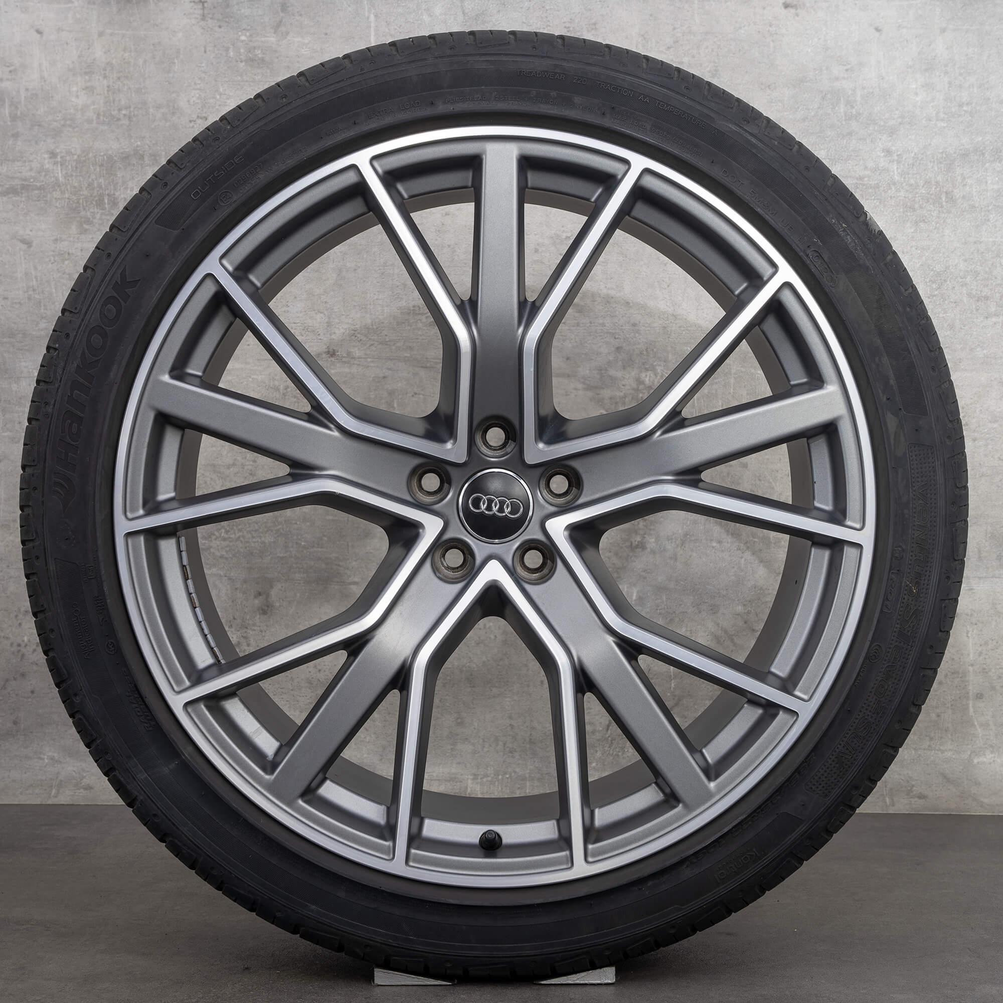 Audi 22 inch velgen Q7 SQ7 4M alloy zomerbanden zomervelgen 4M0601025AG