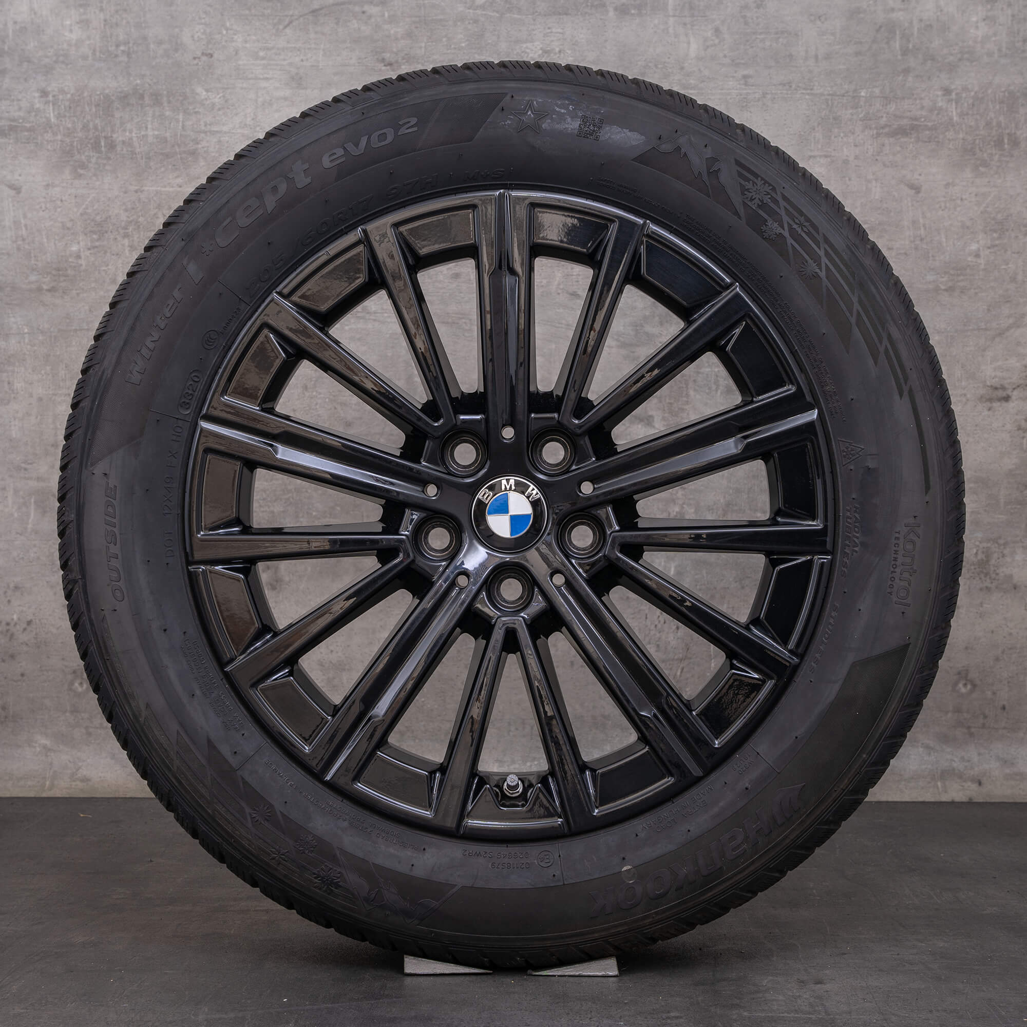 Original BMW X1 iX1 X2 Winterräder 17 Zoll U11 U10 Felgen Styling 833 5A094B2 jet black