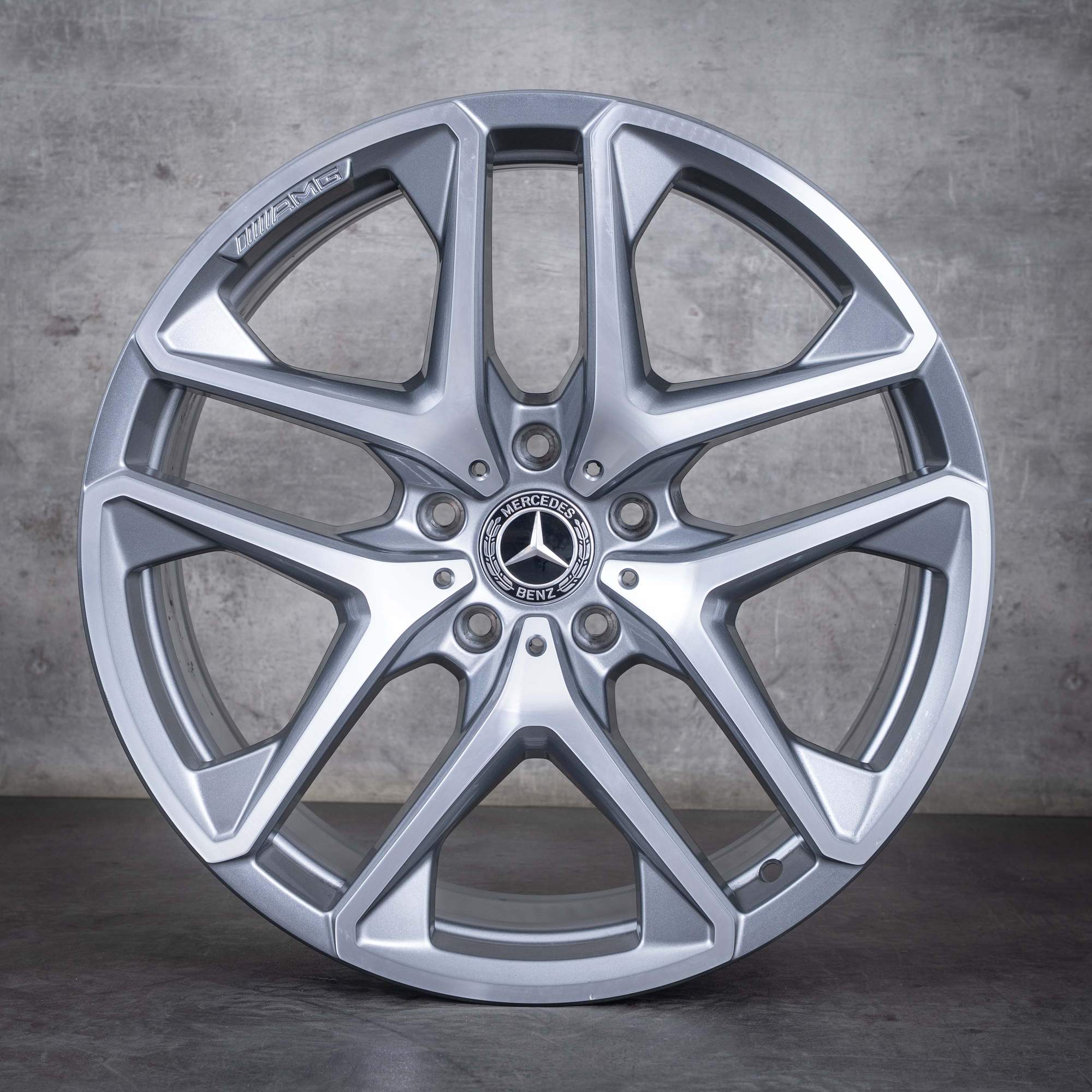 Alkuperäiset Mercedes Benz G-sarjan G63 AMG vanteet 21 tuuman W463A W465 A4634011900 himalajanharmaa kiillotettu