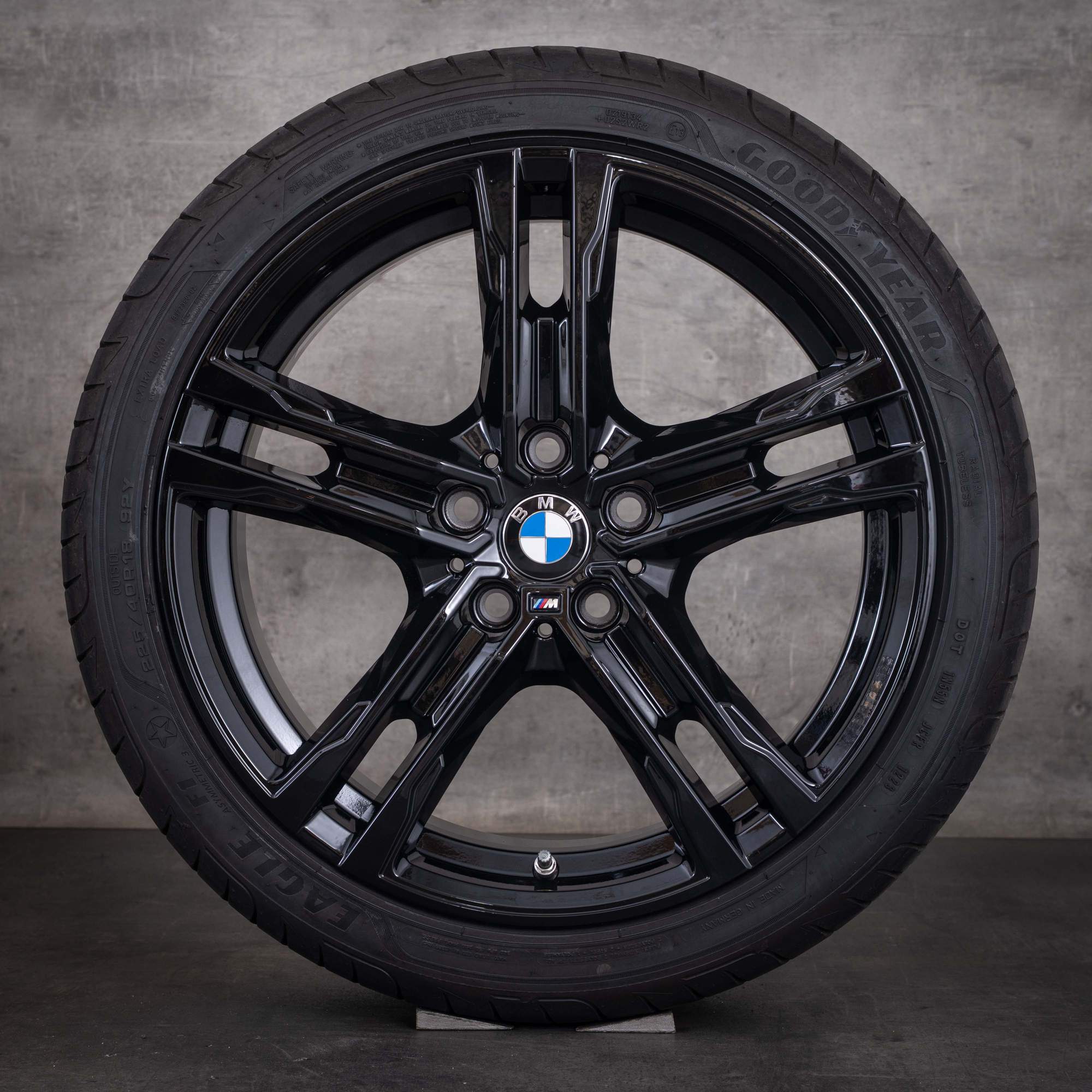 Original BMW 1er 2er Felgen 18 Zoll F40 F44 Gran Coupe Sommerräder Styling 819 8092352 jet black