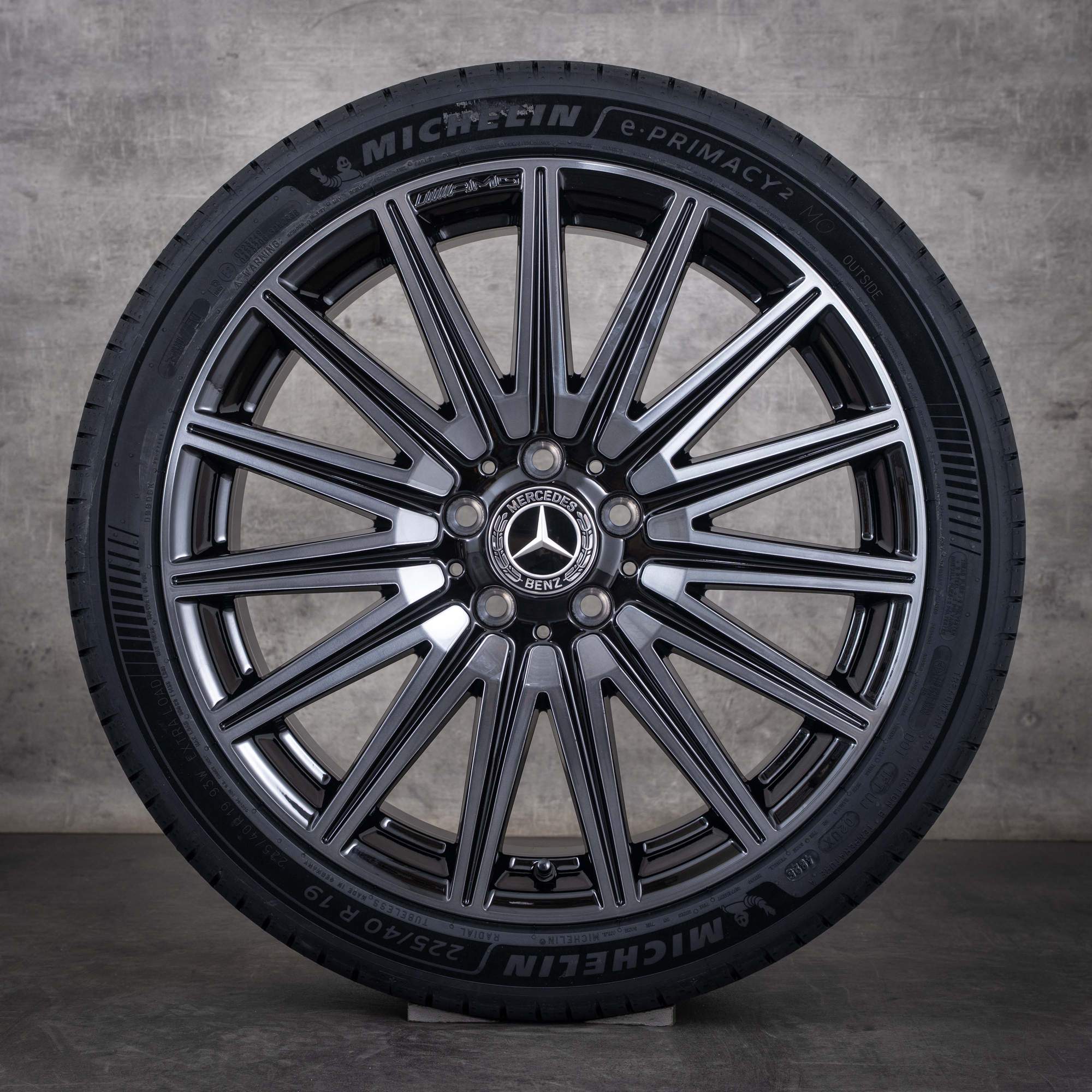 Originale Mercedes-Benz CLA EQ AMG-fælge 19 tommer X174 C174 250+ 350 4Matic fælge med sommerdæk A1744014400 A1744014500 sort, poleret NY