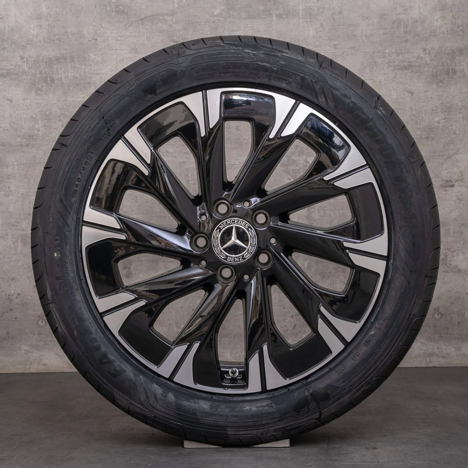Mercedes V-Class W447 10 spoke design rims 18 inch snow tire packages A4484011500