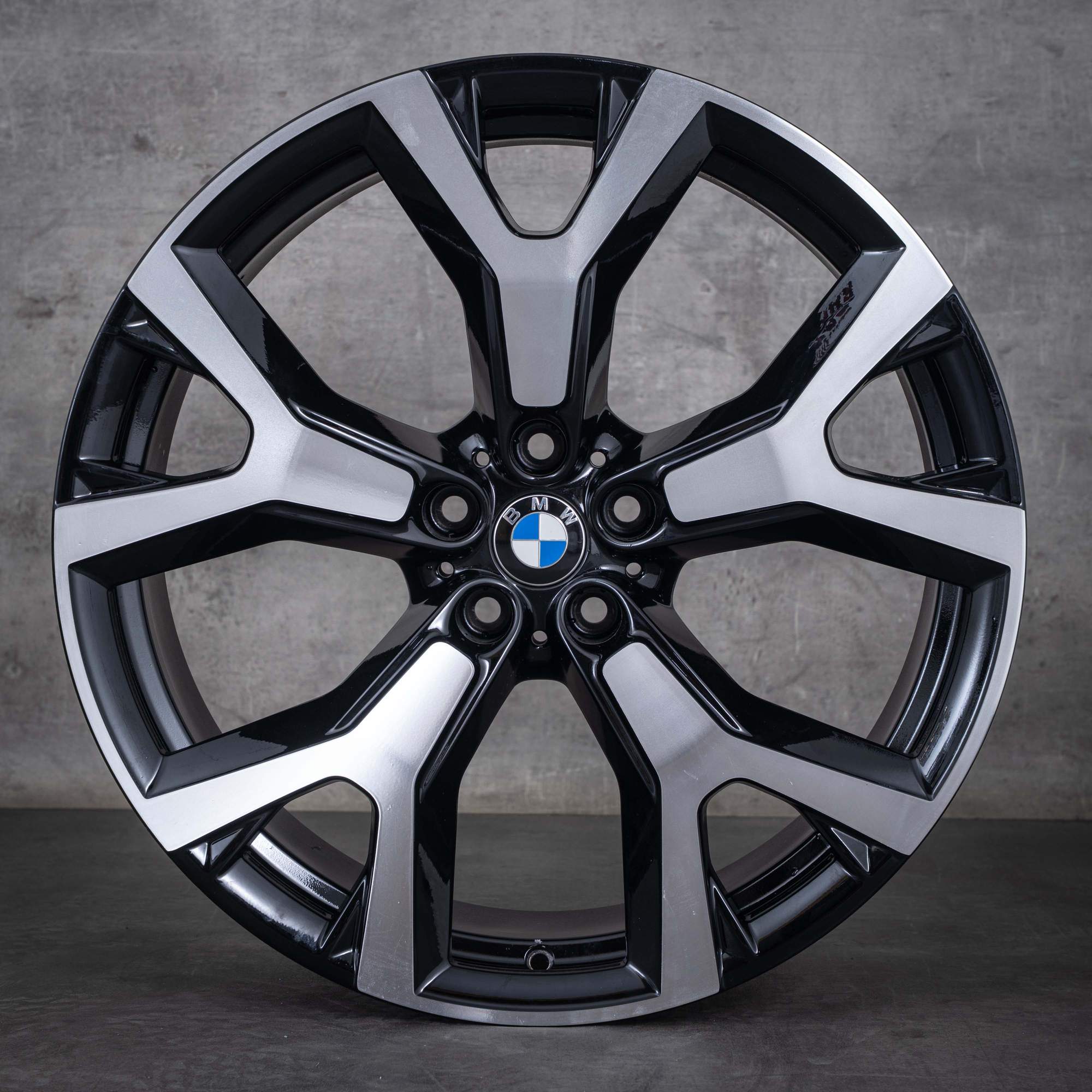 Originale BMW X7 felger 21 tommer G07 Styling 752 6885461 svart frontpolert dreid