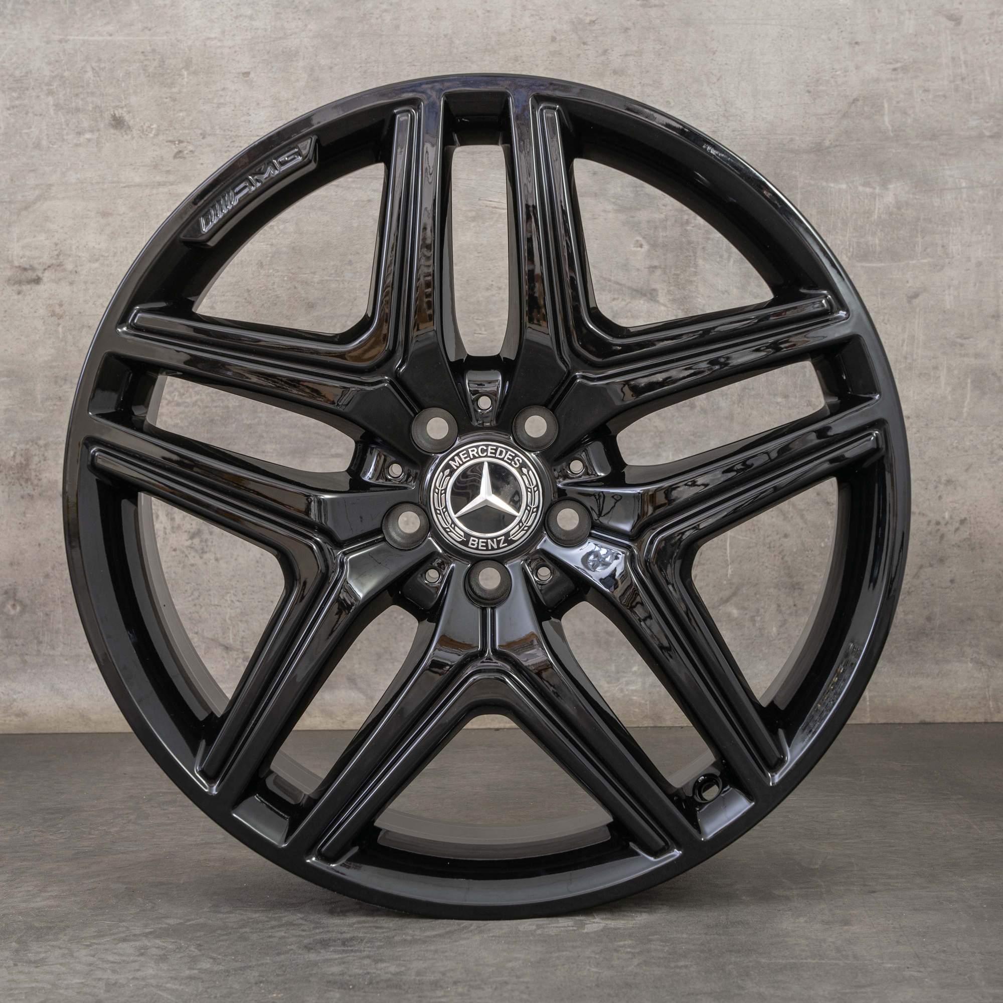 Oryginał Mercedes Benz GLA GLB 35 45 Felgi 20 cali X247 H247 A2474012000 czarny błyszczący
