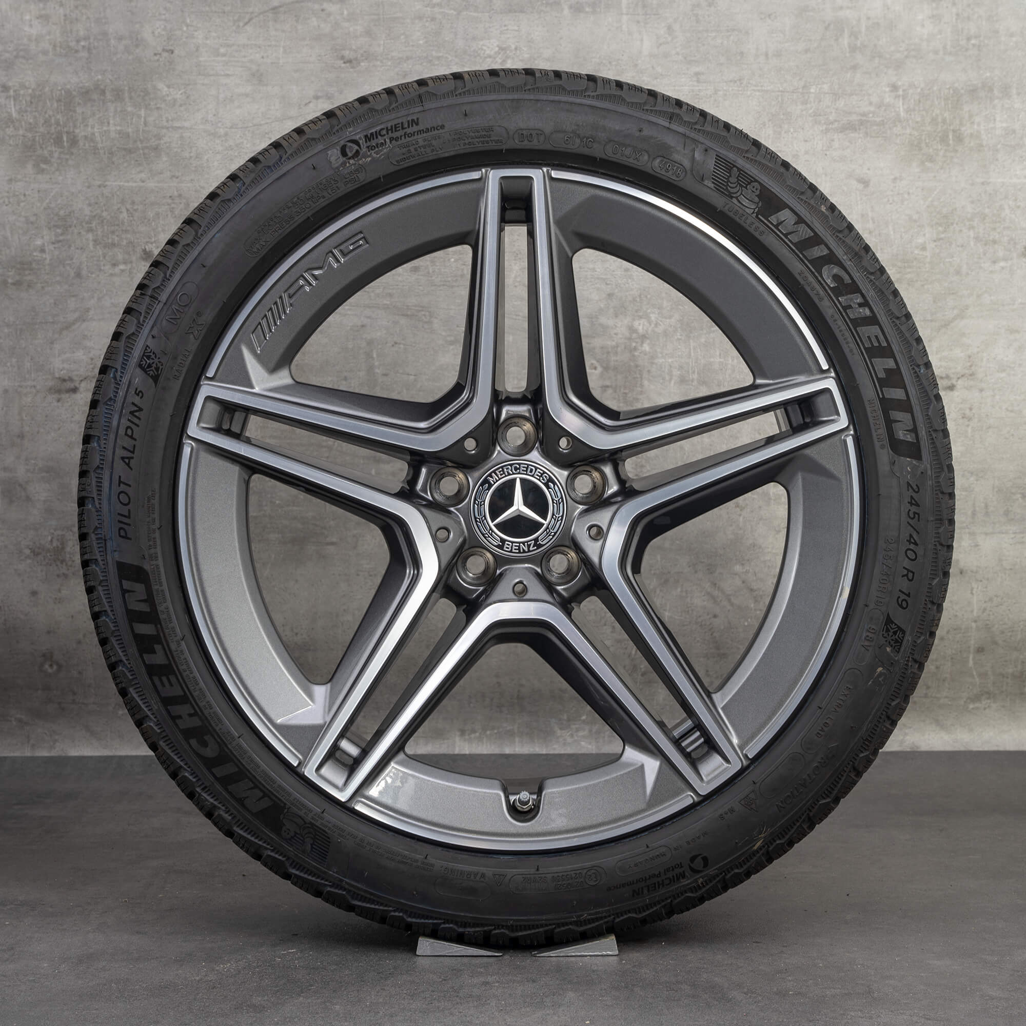 Original Mercedes Benz CLS 53 AMG vinterhjul 19 tum C257 fälgar A2574013000 A2574011600 himalaya grå glansig vänd NY