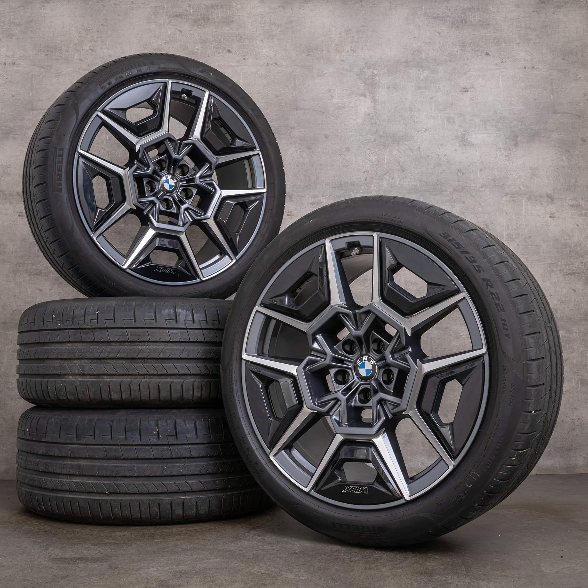 Original BMW XM Winterräder 22 Zoll G09 Felgen Styling 922 M 1543987 1543988 orbit grey front polish