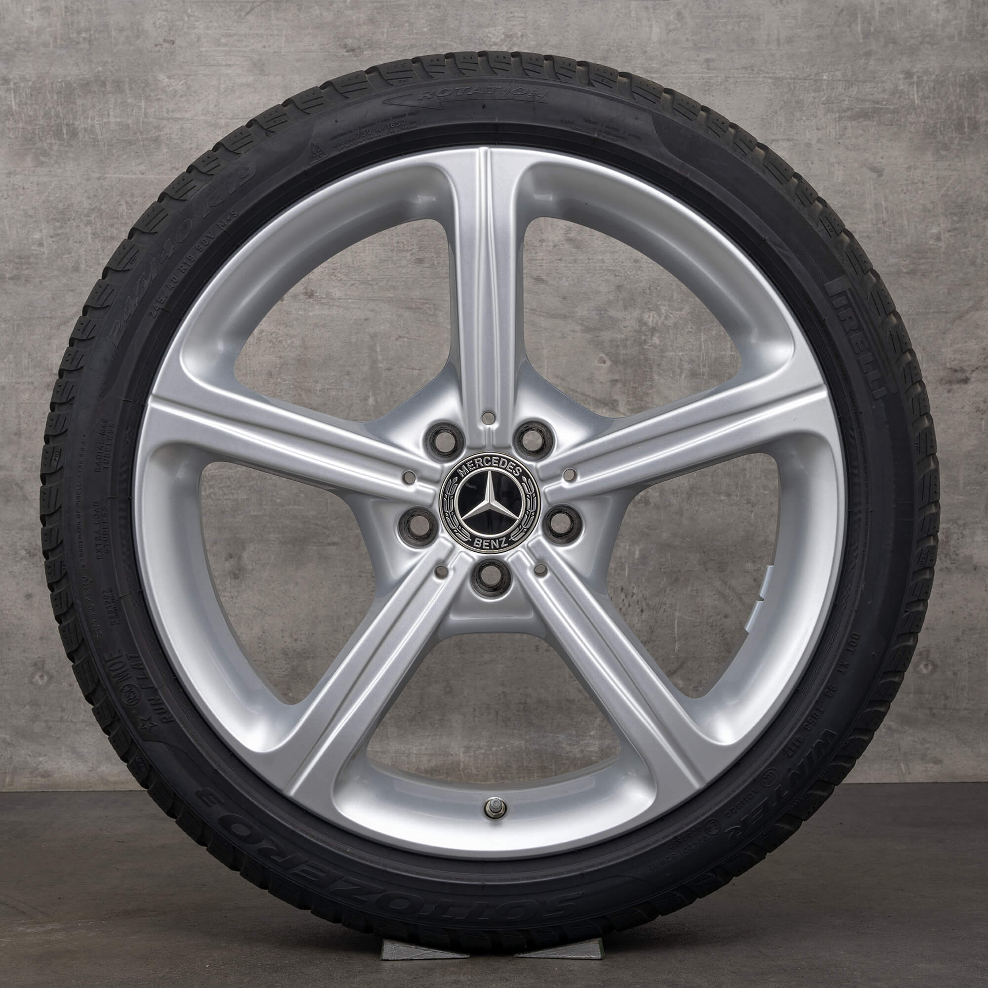 Oryginalne koła zimowe Mercedes Benz CLS 19 cali Coupé C257 Felgi A2574011000 srebrne