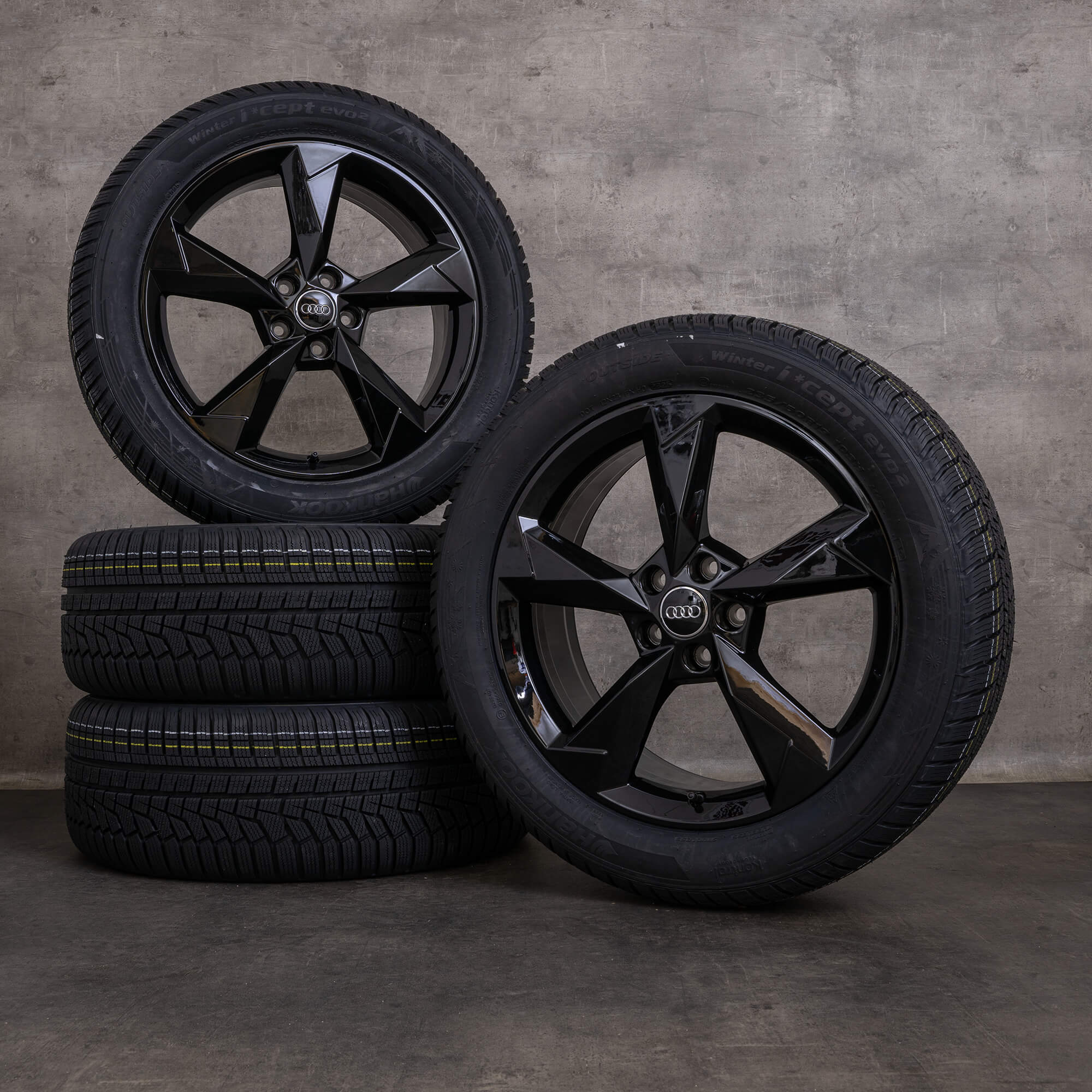 Original Audi Q3 Felgen 19 Zoll F3 Sommerräder 83A601025N Dynamic Design schwarz glanz