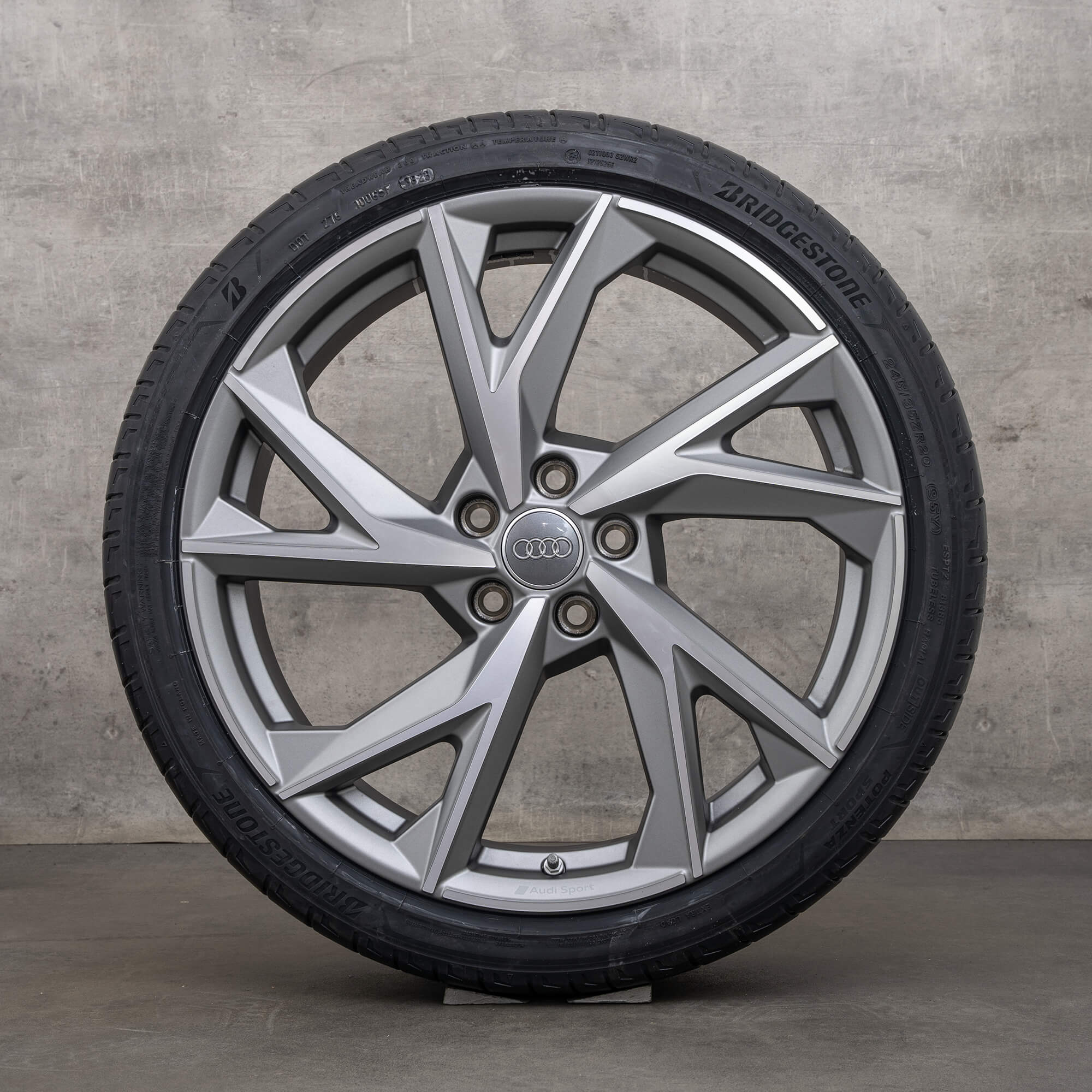 OEM Audi R8 winter wheels 20inch 4S rims 4S0601025CA 4S0601025CC diamond cut titanium NEW