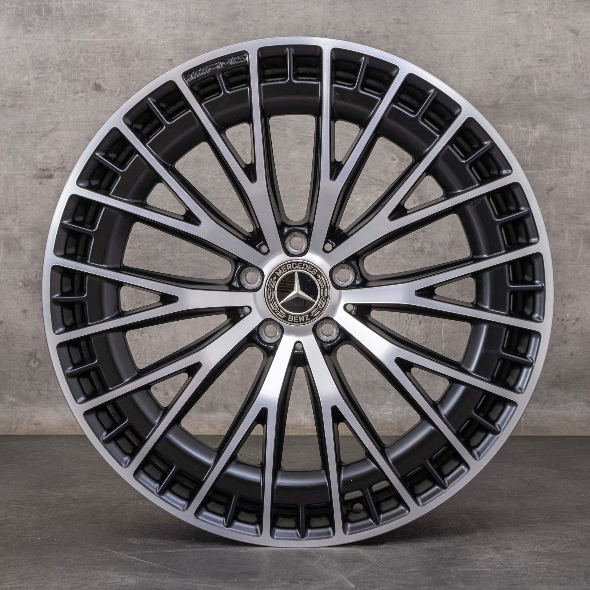 Oryginał Mercedes Benz EQE 43 53 AMG felgi 21 cali V295 4Matic koła letnie A2954012900 A2954013000 czarny mat Polerowane