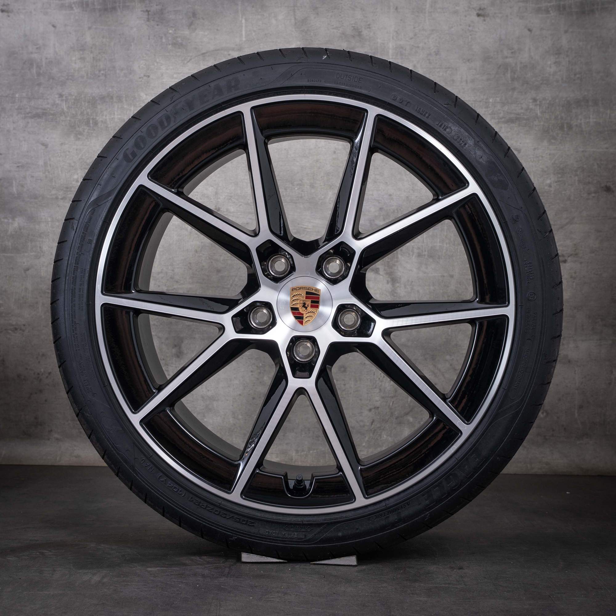 Original Porsche 911 Winterräder 20 21 Zoll 992 II Facelift Carrera S Design GTS C4 C2 Felgen 992601025BJ 992601025BK schwarz glanzgedreht