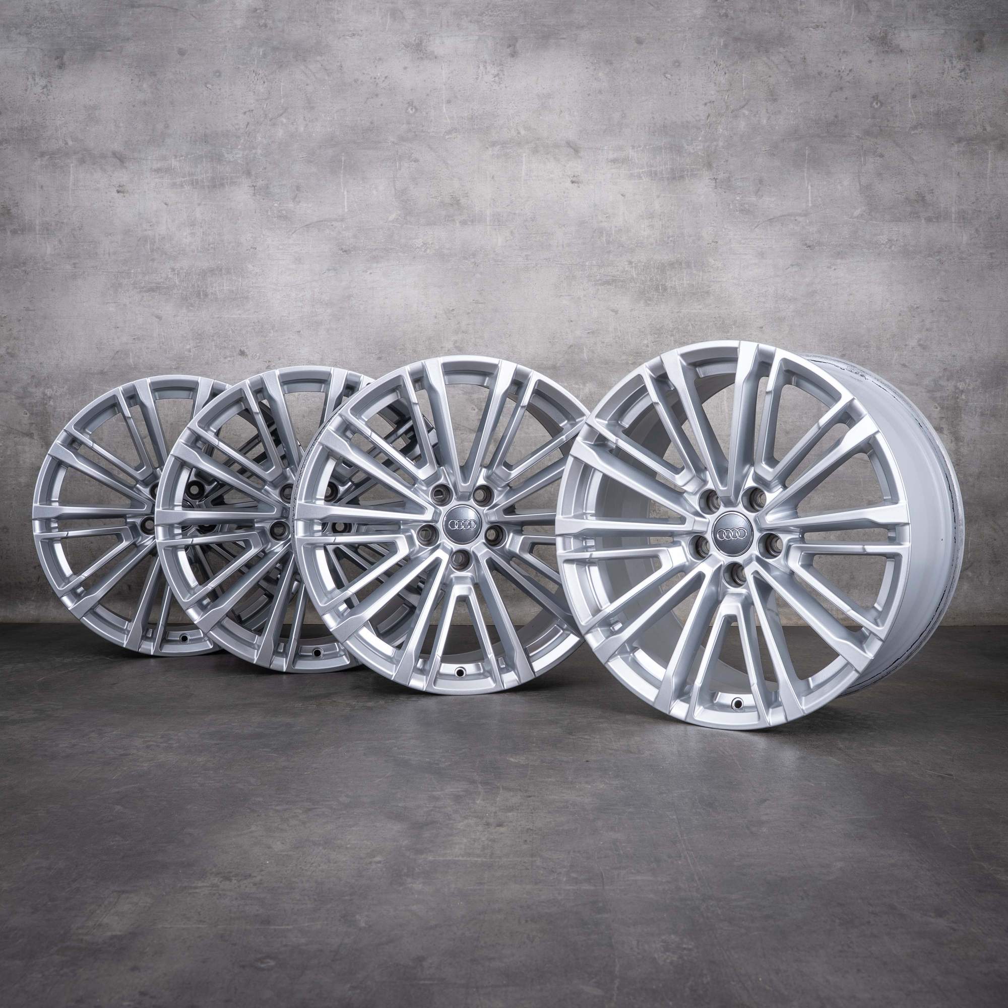 Alkuperäiset Audi A5 S5 -vanteet 19 tuumaa F5 8W B9 8W0601025CC kiiltävä hopea