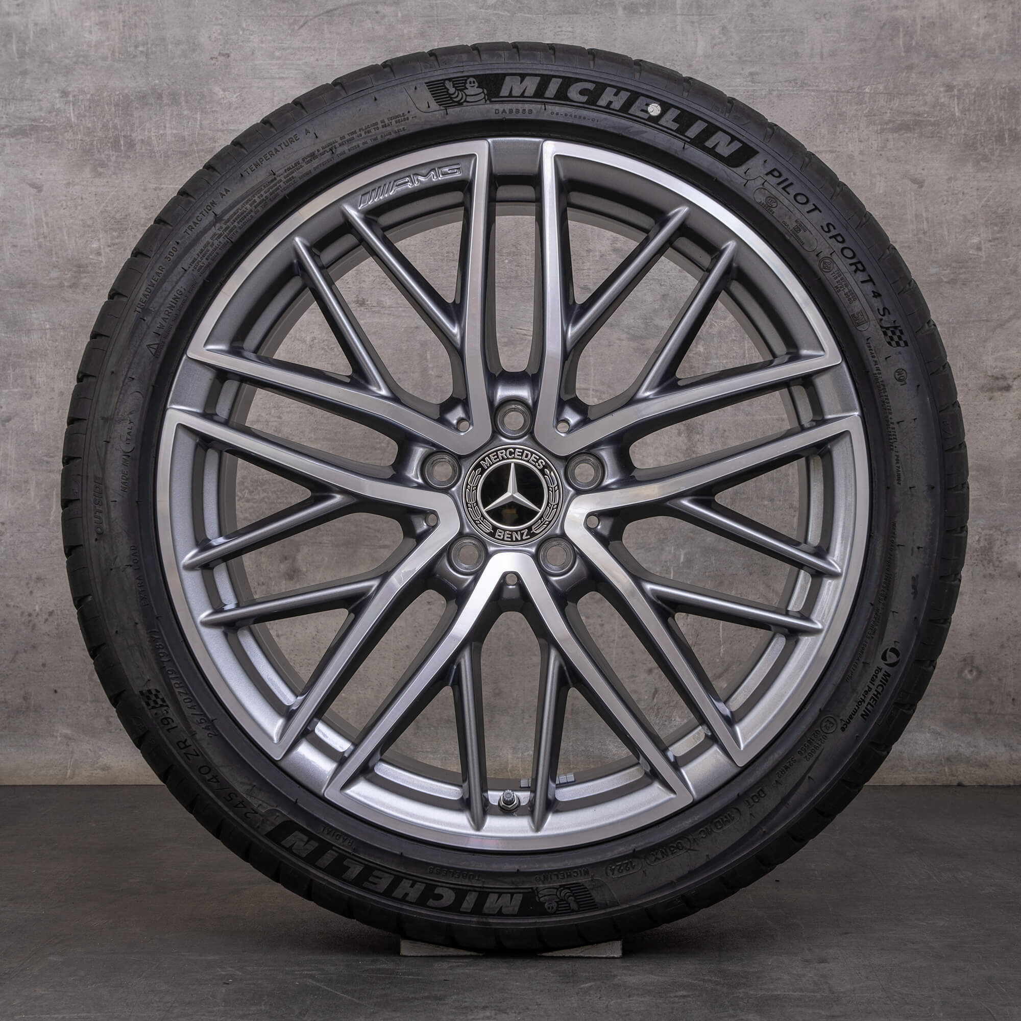 Original Mercedes Benz C-Klasse C43 AMG Winterräder 19 Zoll W206 S206 Felgen A2064012300 A2064012400 himalaya grey glanzgedreht