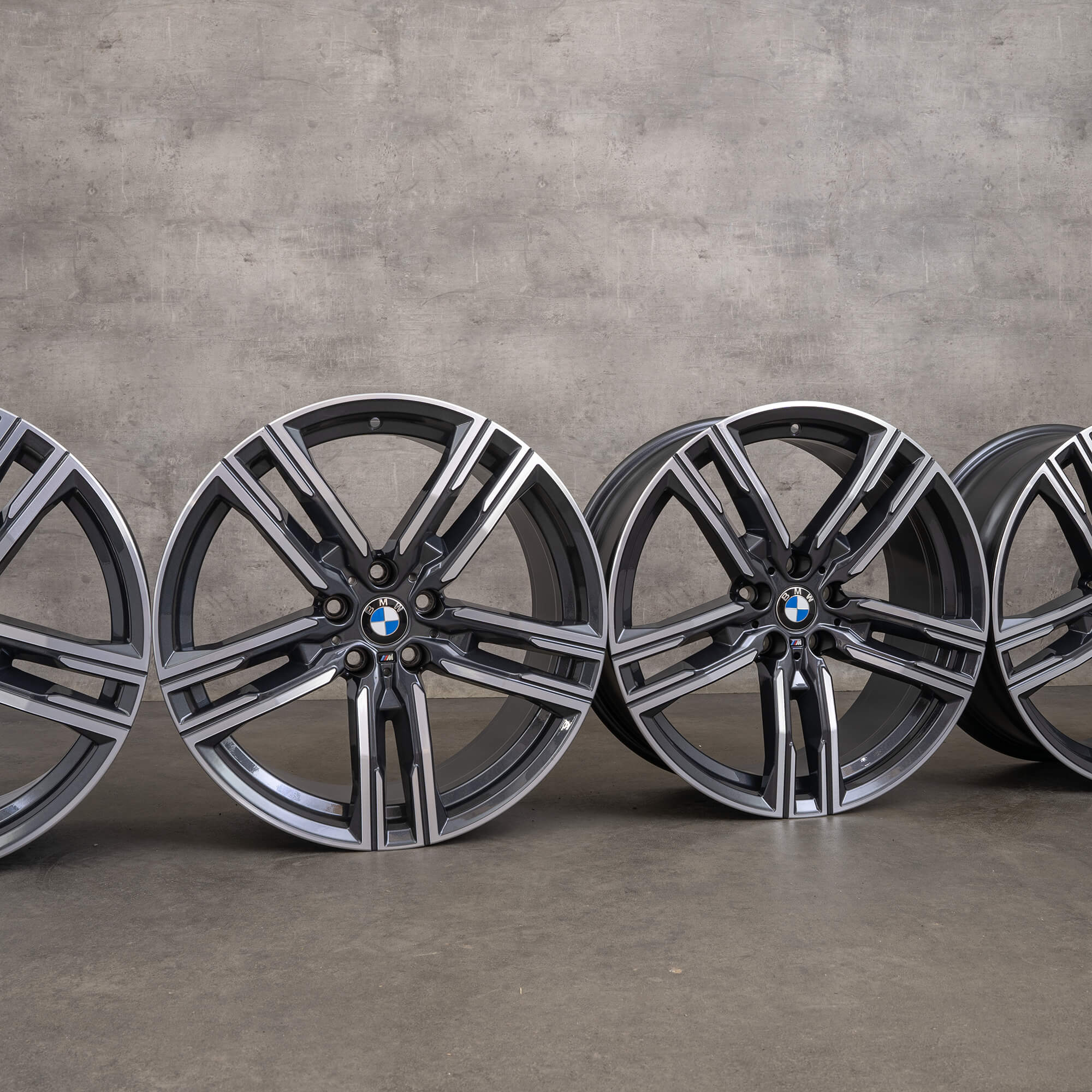 Cerchi BMW Serie 8 G14 G15 G16 da 19 pollici 727 M 8090019 8090020 cerchi in