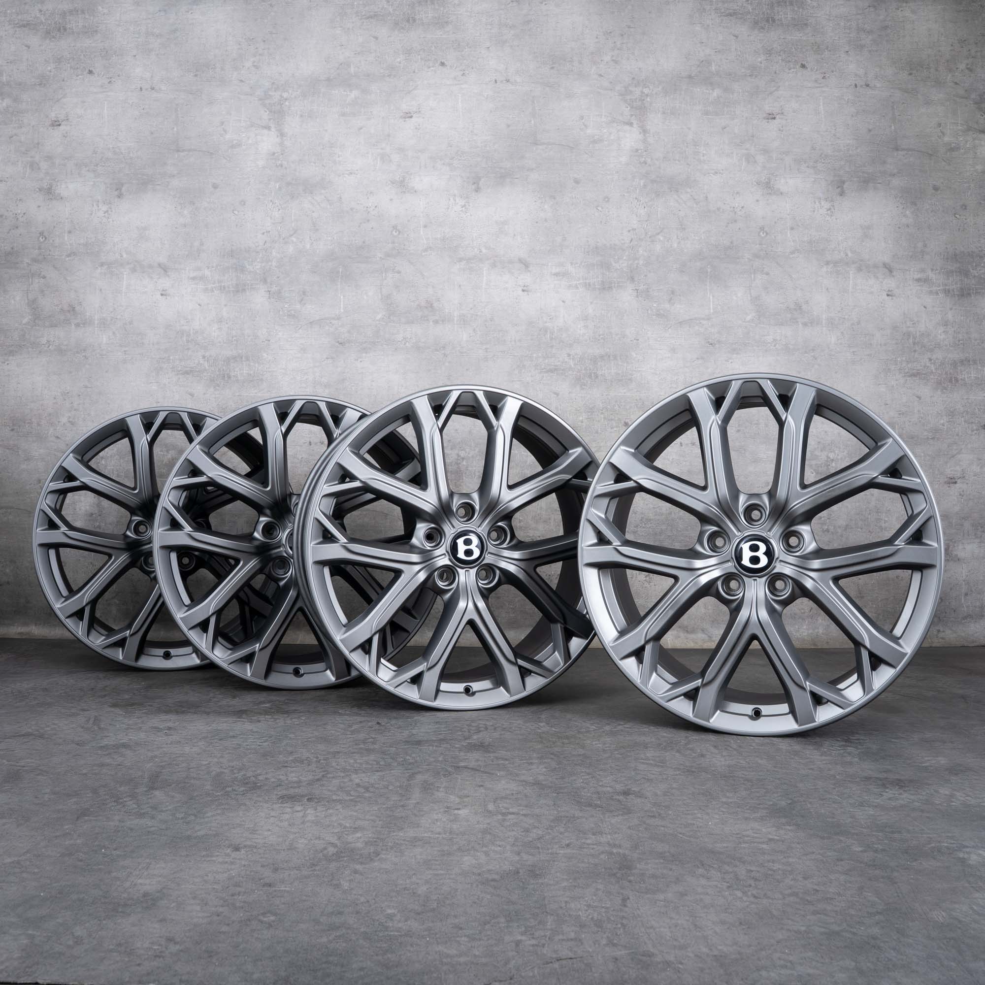 Original Bentley Continental GT GTC Flying Spur Felgen 22 Zoll 3S 3SA601025DK 3SA601025DL Ten Spoke Sports Wheel platinsilber matt