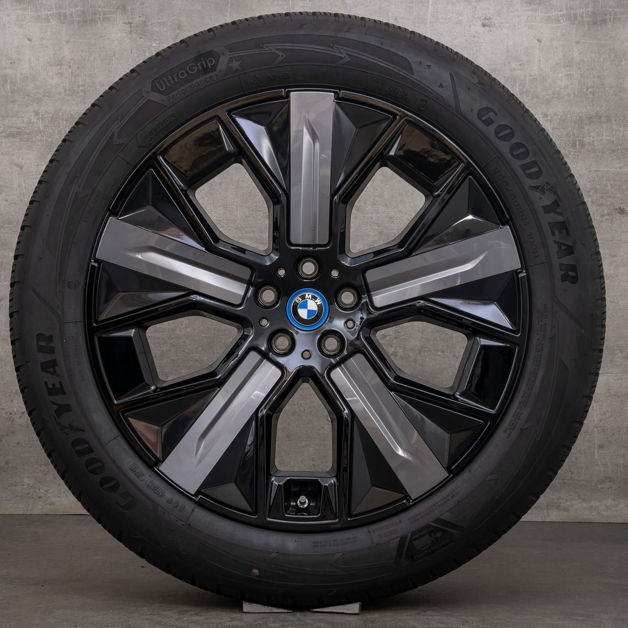 BMW iX i20 winter wheels 21 inch rims tires styling 1012 aerodynamics
