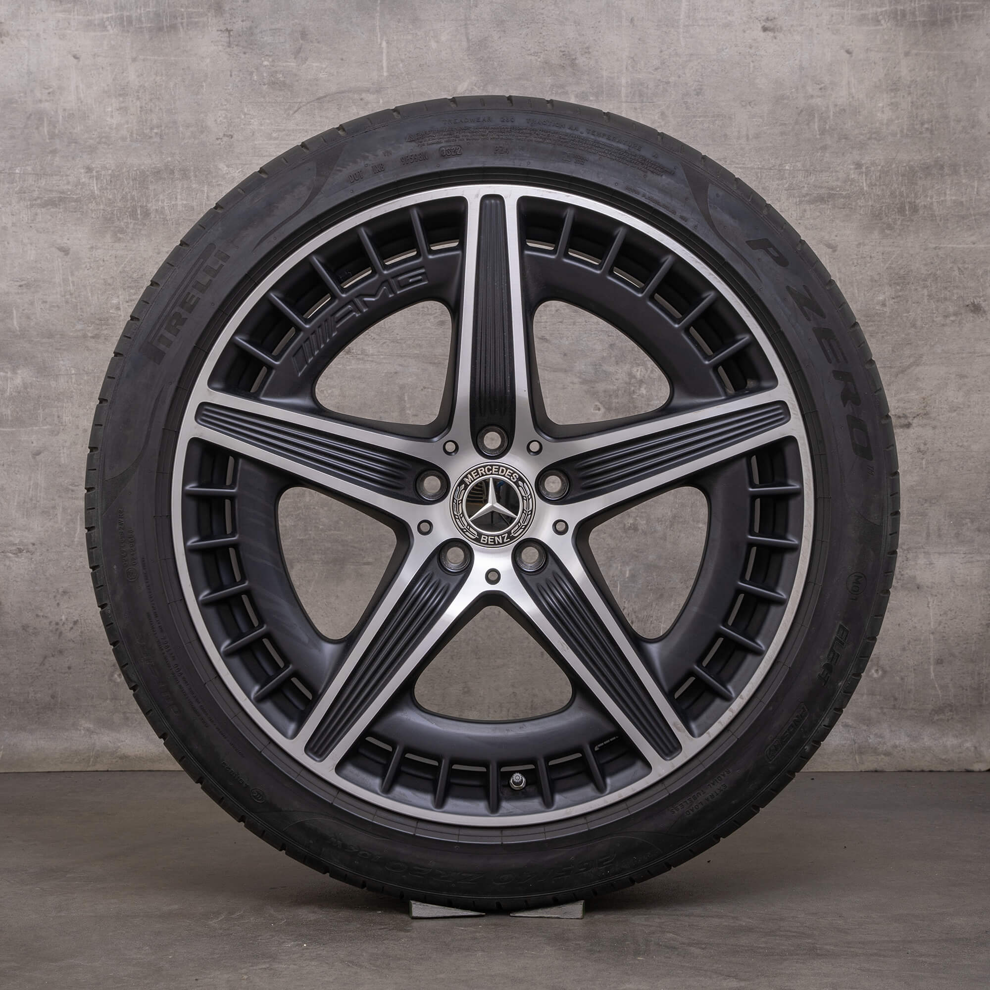 Oryginał Mercedes Benz EQE 43 53 AMG felgi 20 cali V295 koła letnie A2954012700 A2954012800 czarny mat polerowane