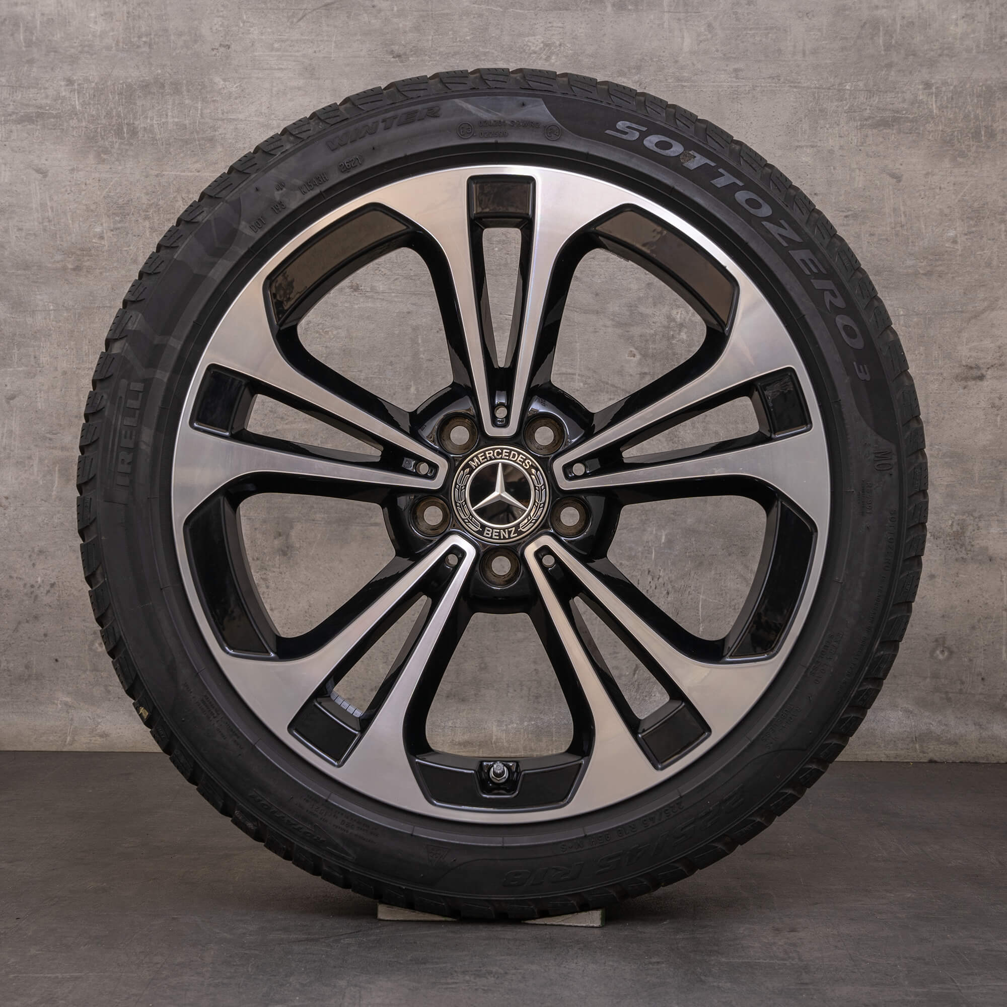 Original Mercedes Benz C-Klasse Winterräder 18 Zoll W206 S206 Felgen A2064016200 schwarz glanzgedreht