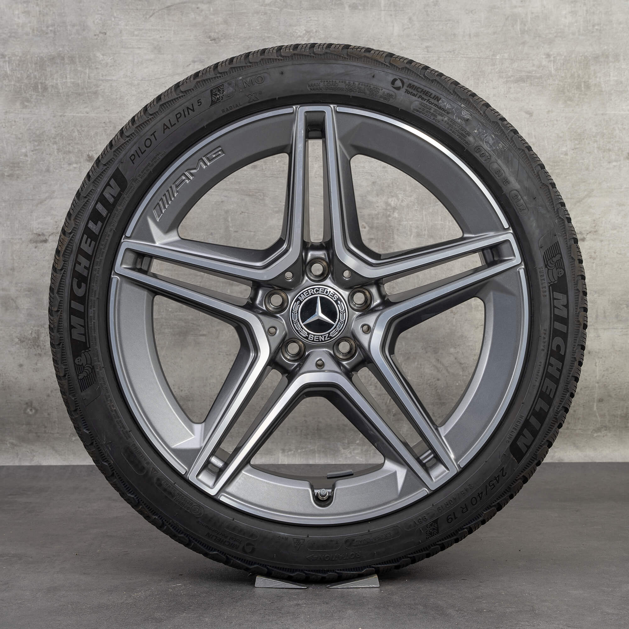 Original Mercedes Benz CLS 53 AMG vinterhjul 19 tum C257 fälgar A2574013000 A2574011600 himalaya grå glansig vänd NY