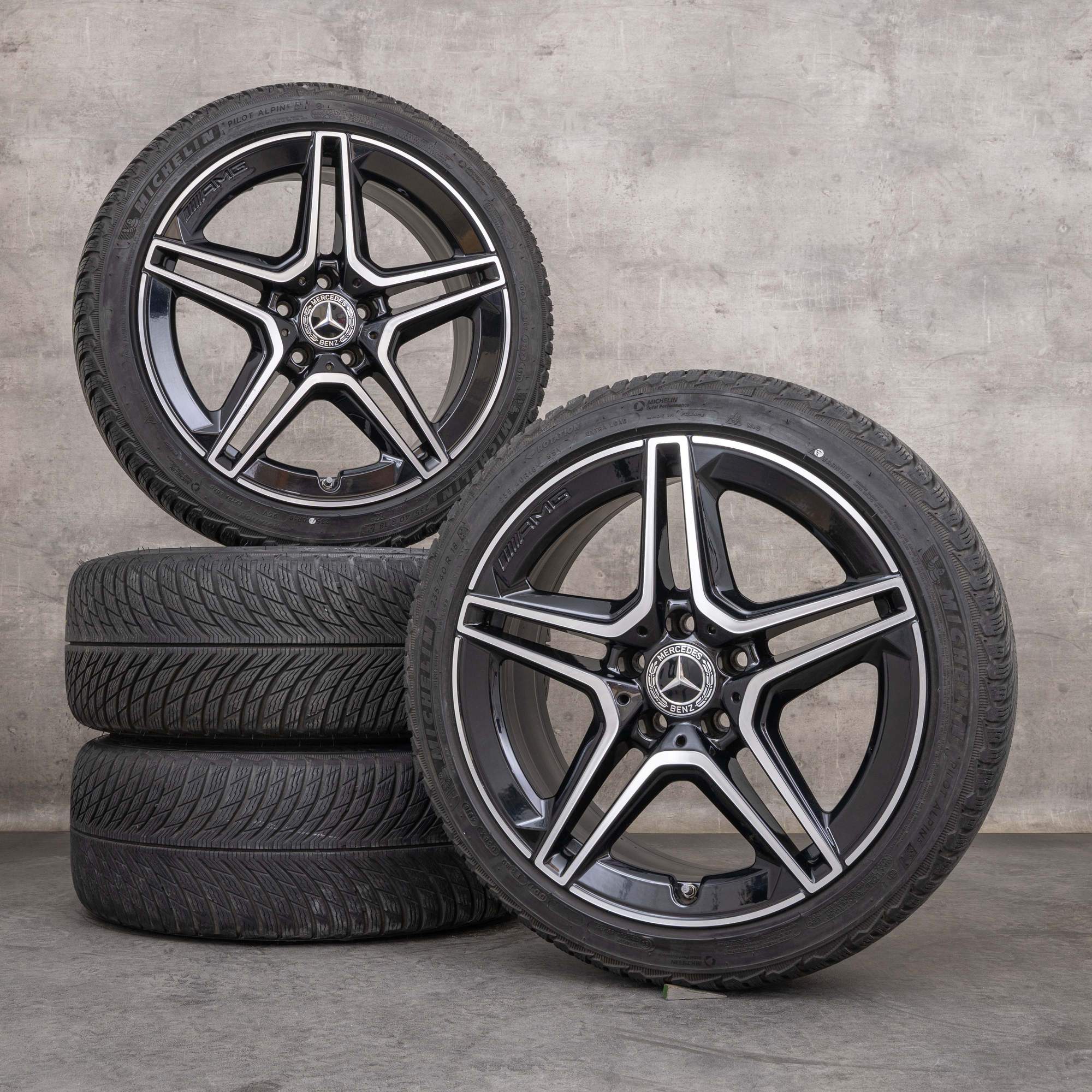 Oryginał Mercedes Benz Klasa A A35 AMG koła zimowe 18 cali W177 V177 felgi A1774011800 czarny polerowane