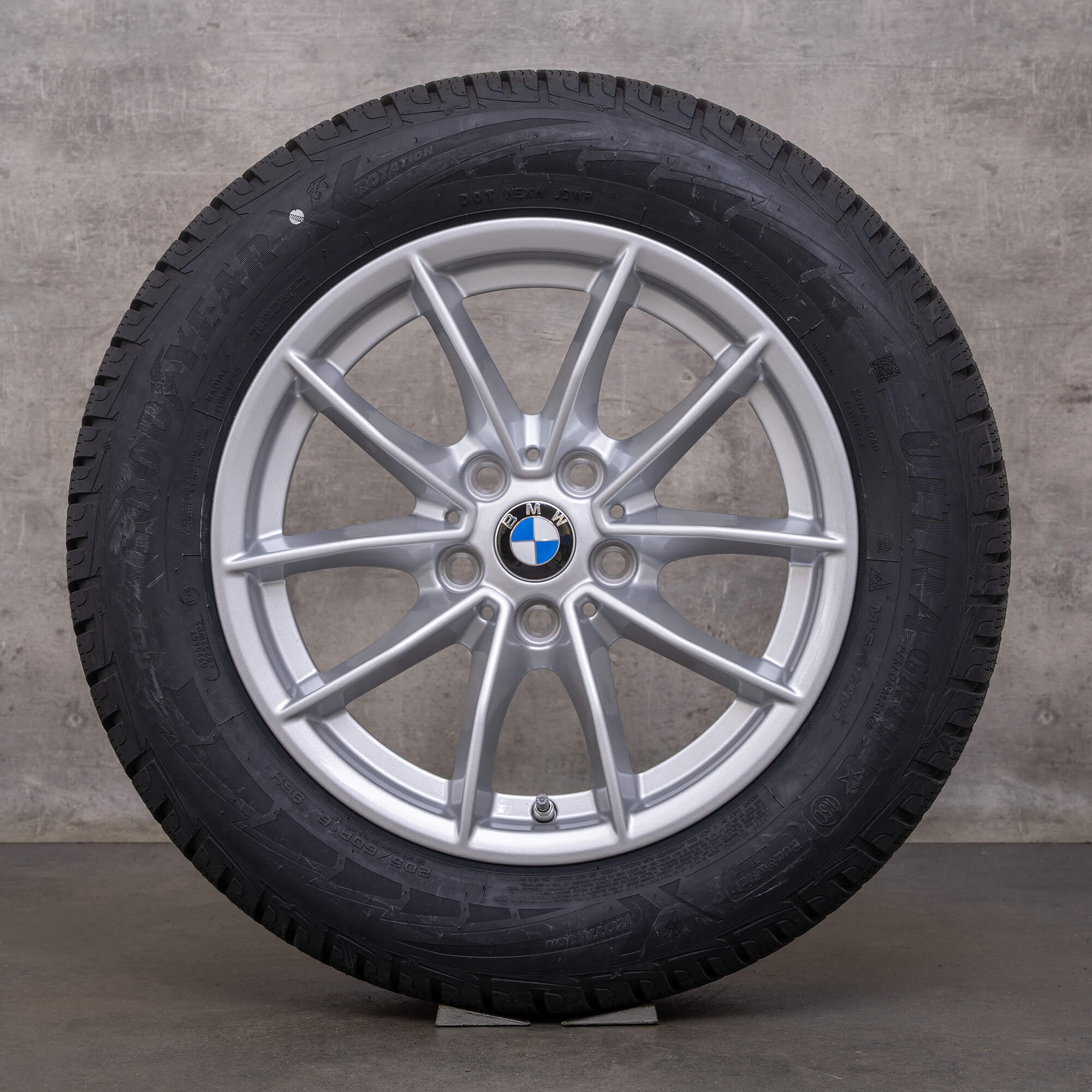 Originální zimni alu kola BMW řady 3 16 palců G20 G21 disky styling 774 6876921 stříbrná NOVÁ