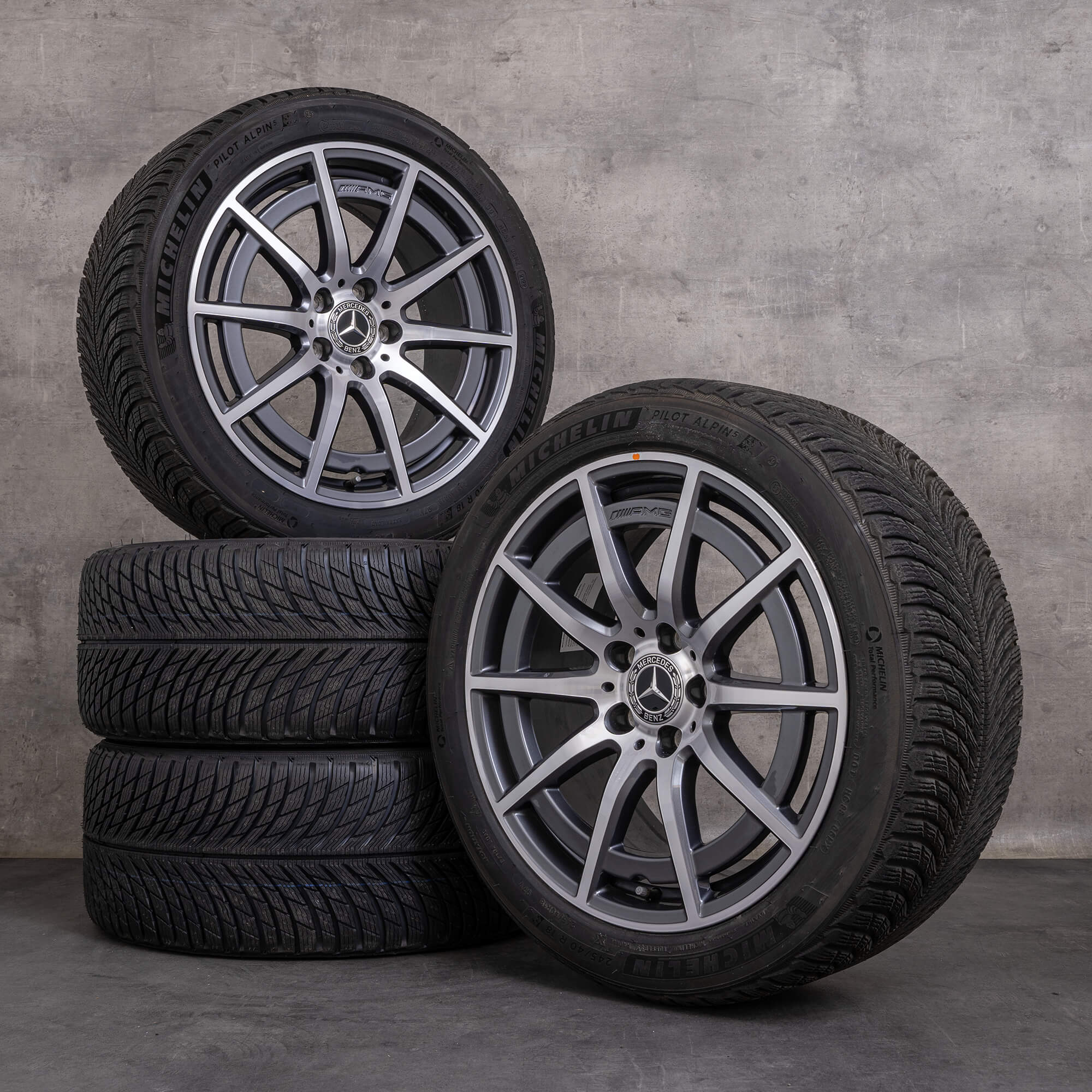 Original Mercedes Benz Classe A 45 CLA AMG Winterrder 18 pouces W177 V177 C118 X118 Jantes A1774012100 gris himalaya brillant