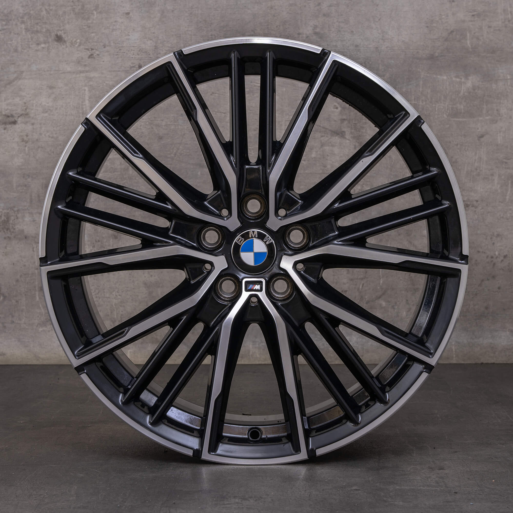Original BMW 1er 2er Winterräder 19 Zoll F40 F44 Gran Coupe Felgen Styling 552 M 8092356 schwarz glanzgedreht