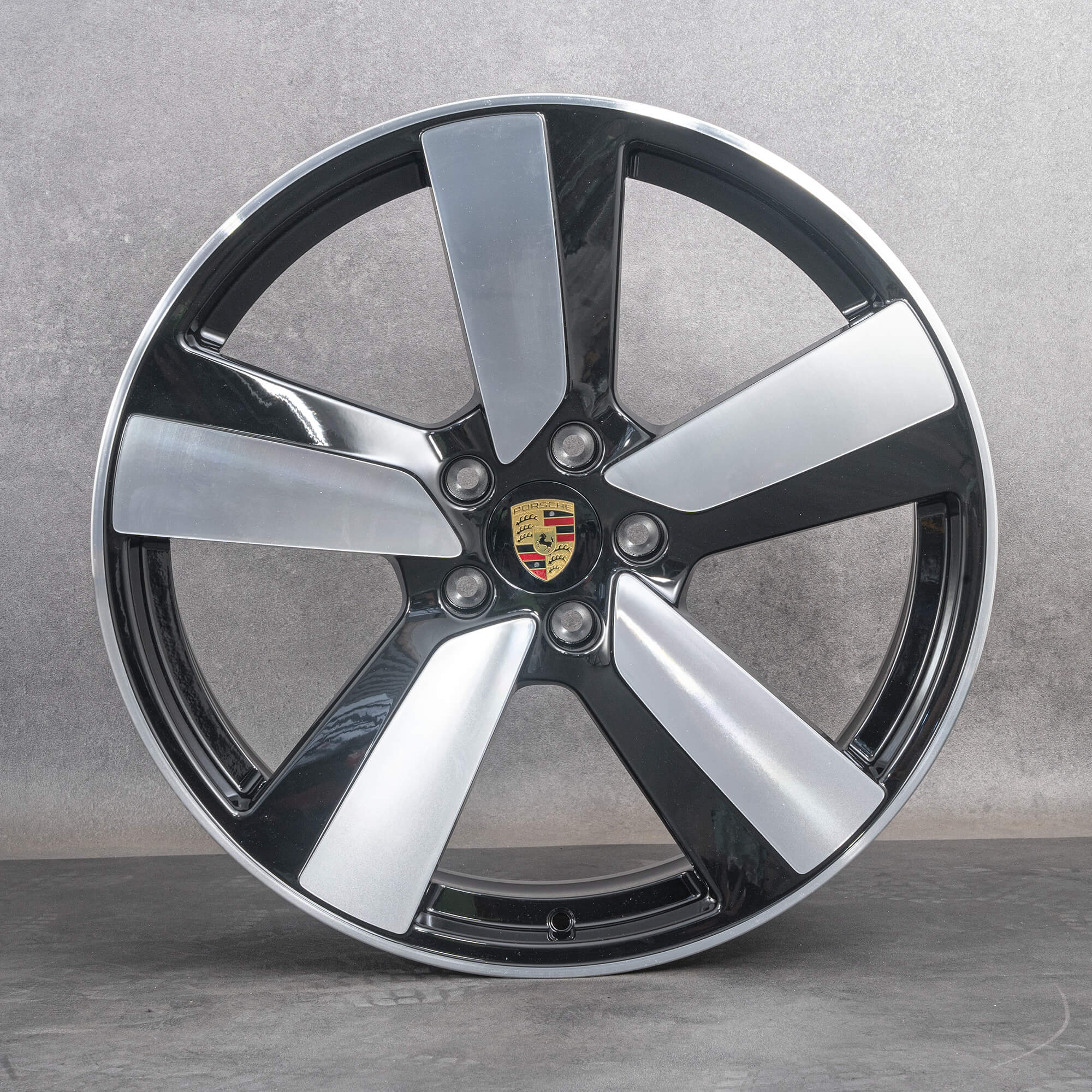 Llantas de aleación originales Porsche 22 pulgadas Macan Electric deep black 041