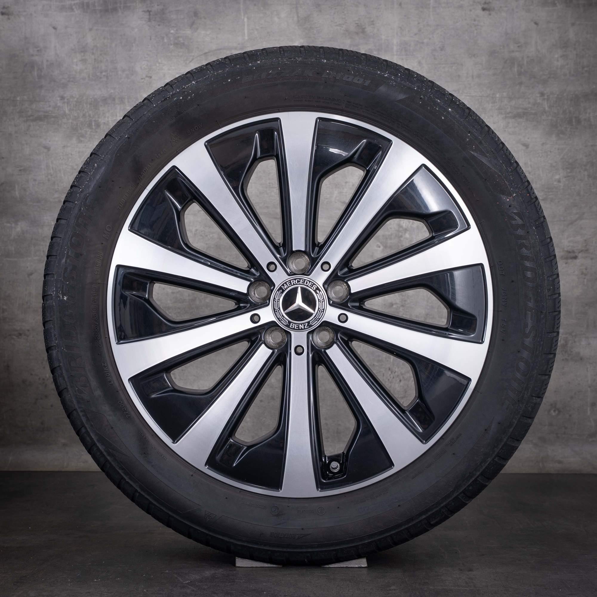 Jante originale Mercedes-Benz GLA GLB roți de iarnă 19 inci H247 X247 cod A2474013100 negre față diamantate
