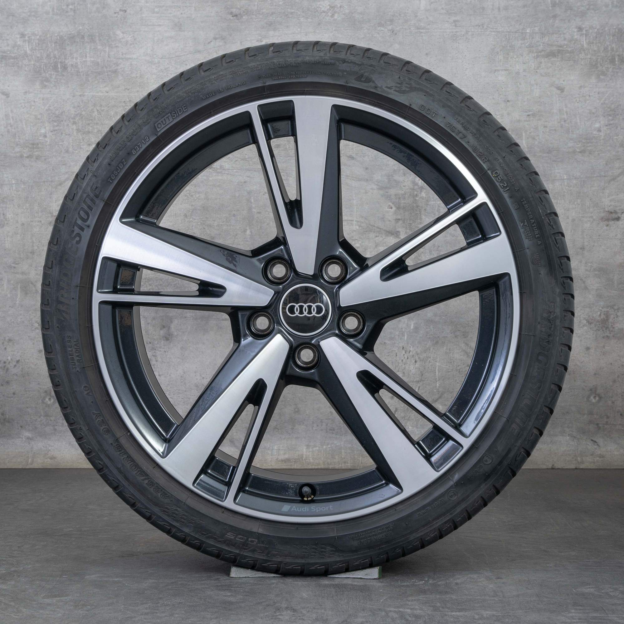 Llantas originales Audi A3 S3 18 pulgadas 8Y ruedas de verano 8Y0601025N Blade granit pulido brillante