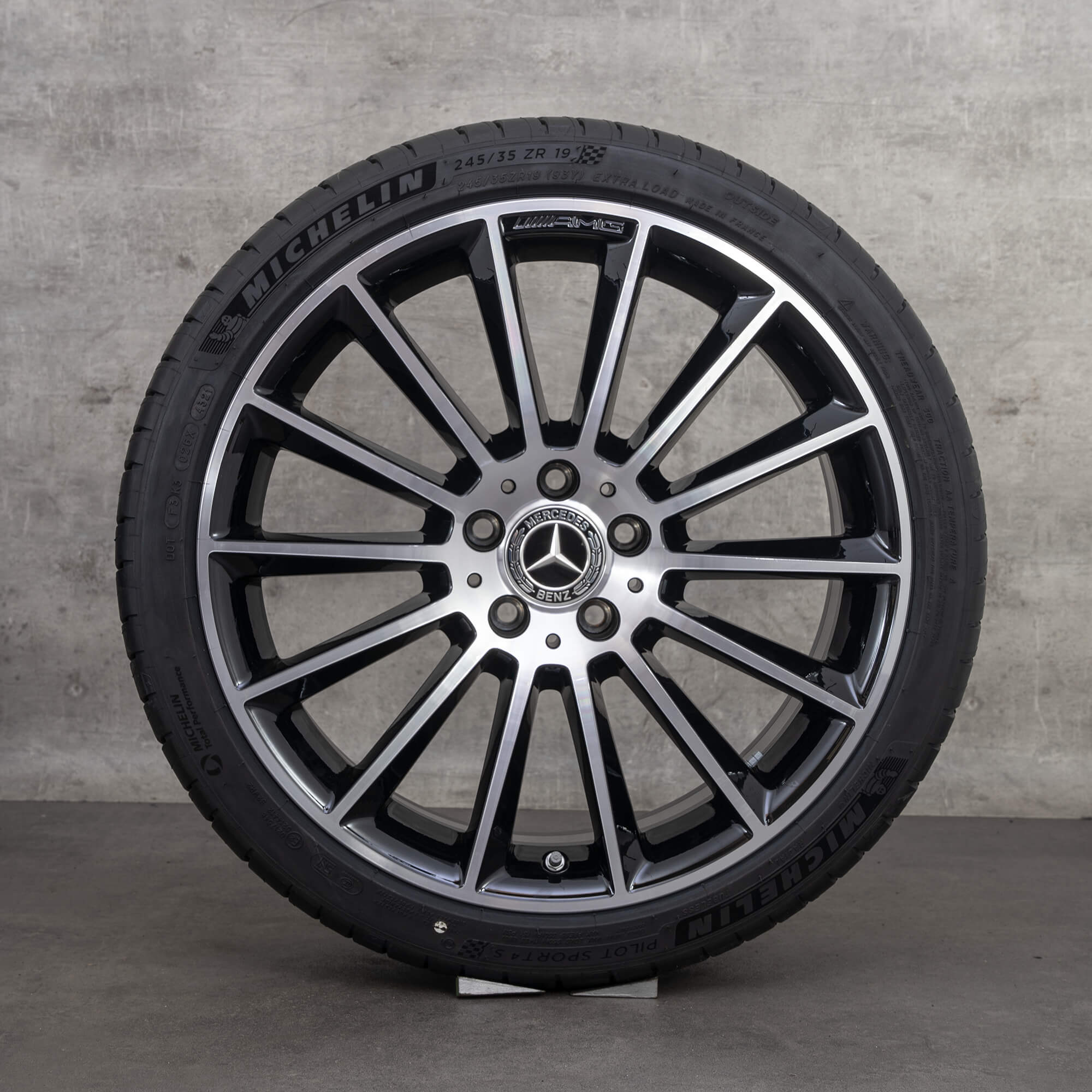 Mercedes AMG 19 inch rims CLA35 W118 summer wheels tires