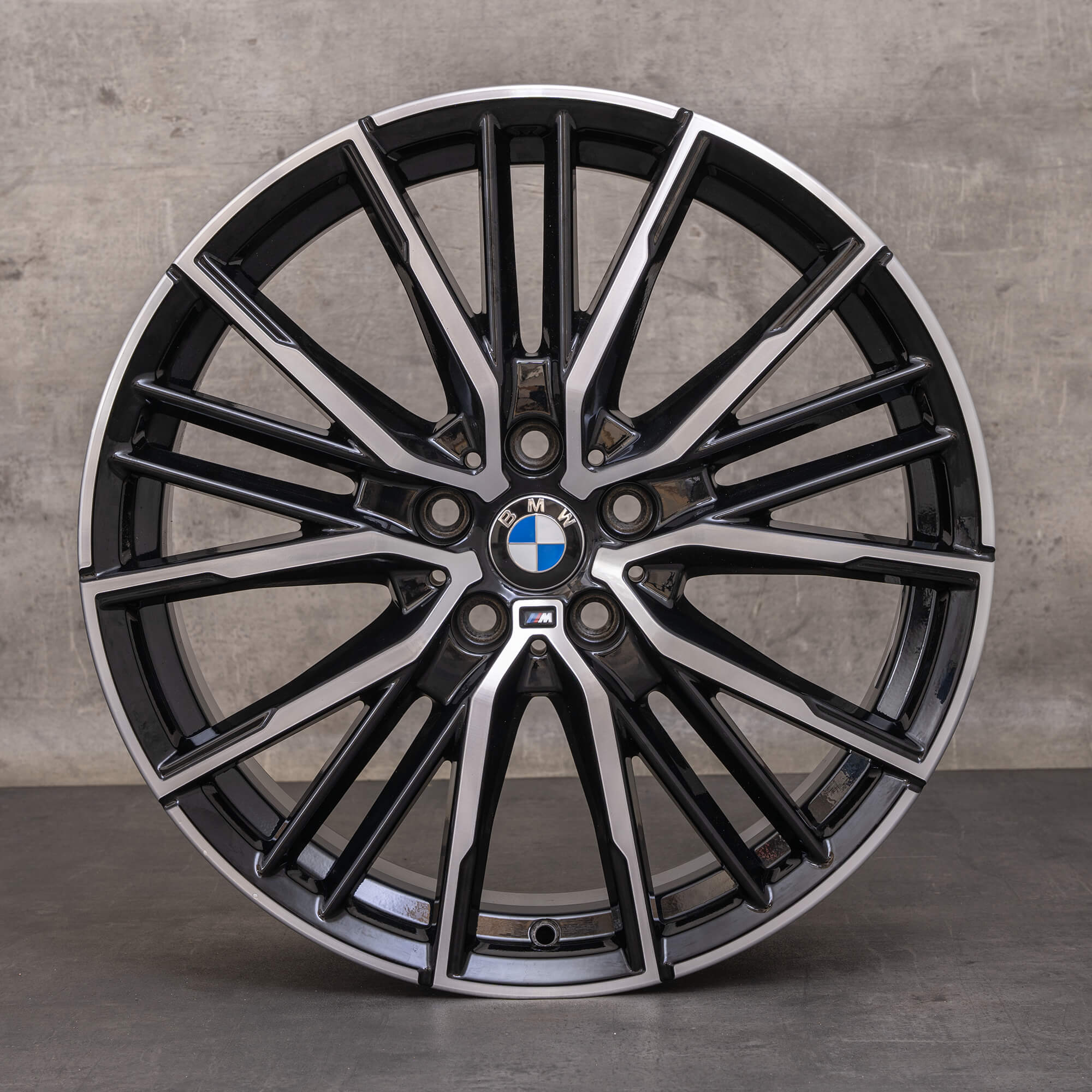 OEM BMW 1 series 2 wheels 19 inch F40 F44 Gran Coupe Styling 552 M 8092356 black glossy turned