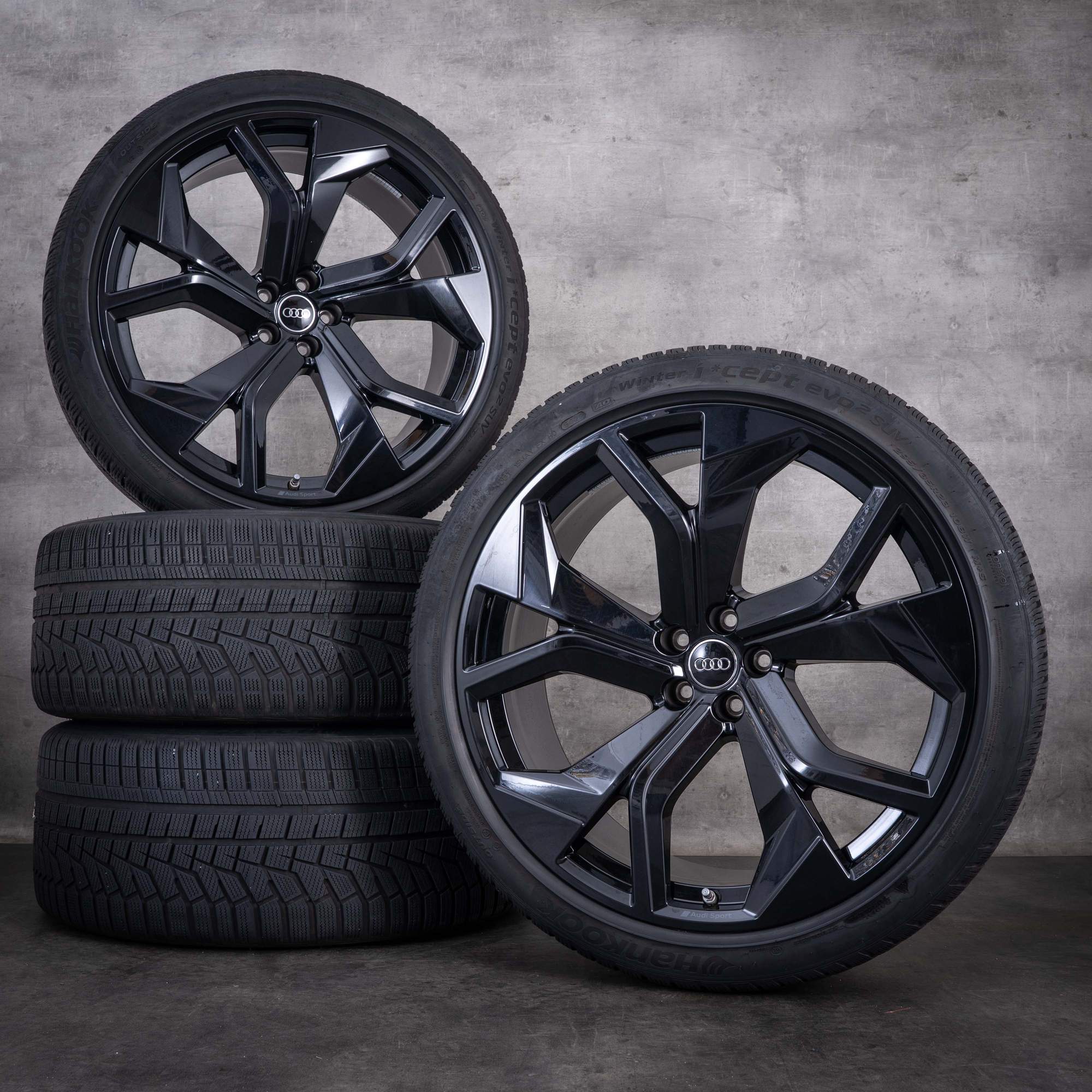 OEM Audi RSQ8 winter wheels 23inch 4M8 rims Part No 4M8601025DC Gloss Black