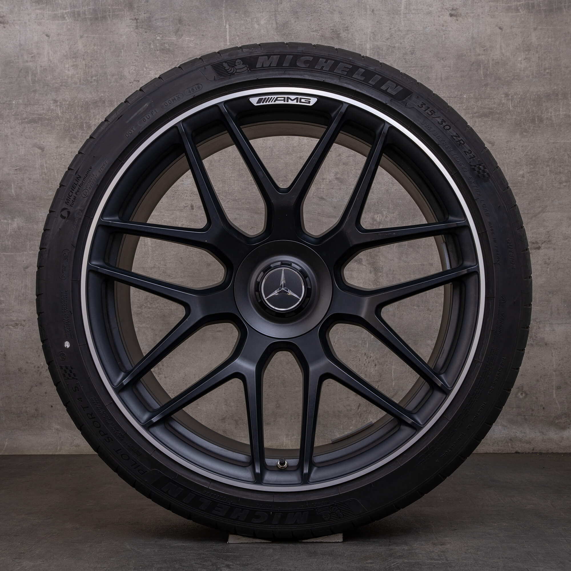 Alkuperäiset Mercedes-Benz AMG GT 43 53 63 S 4Matic+ & E Performance -talvirenkaat 21 tuumaa X290 4-ovinen vanteet A2904010800 A2904010900 diamond cut musta