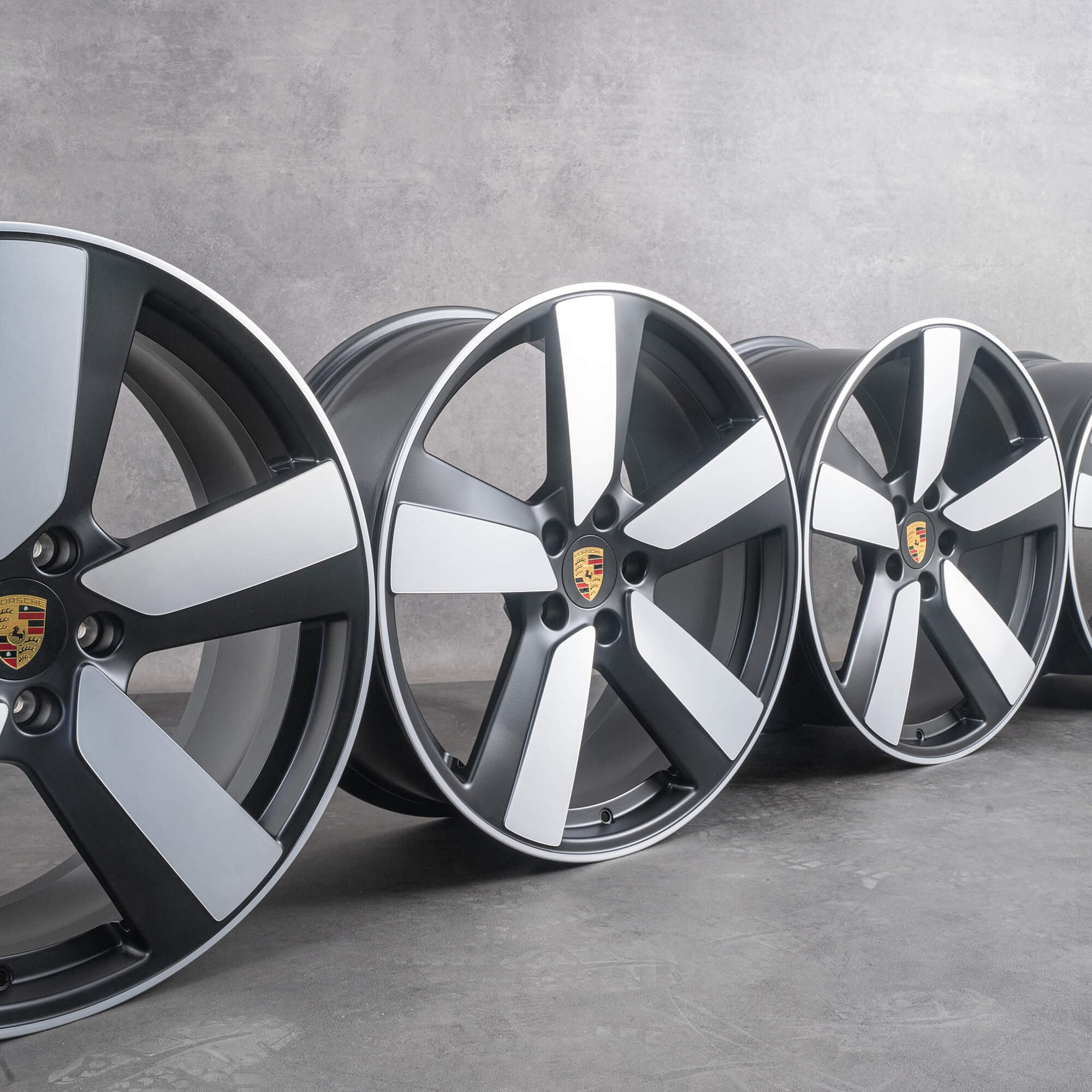 Originele Porsche 22 inch Macan H2 Elektrische lichtmetalen velgen 95C601025BH JE1 Nieuw