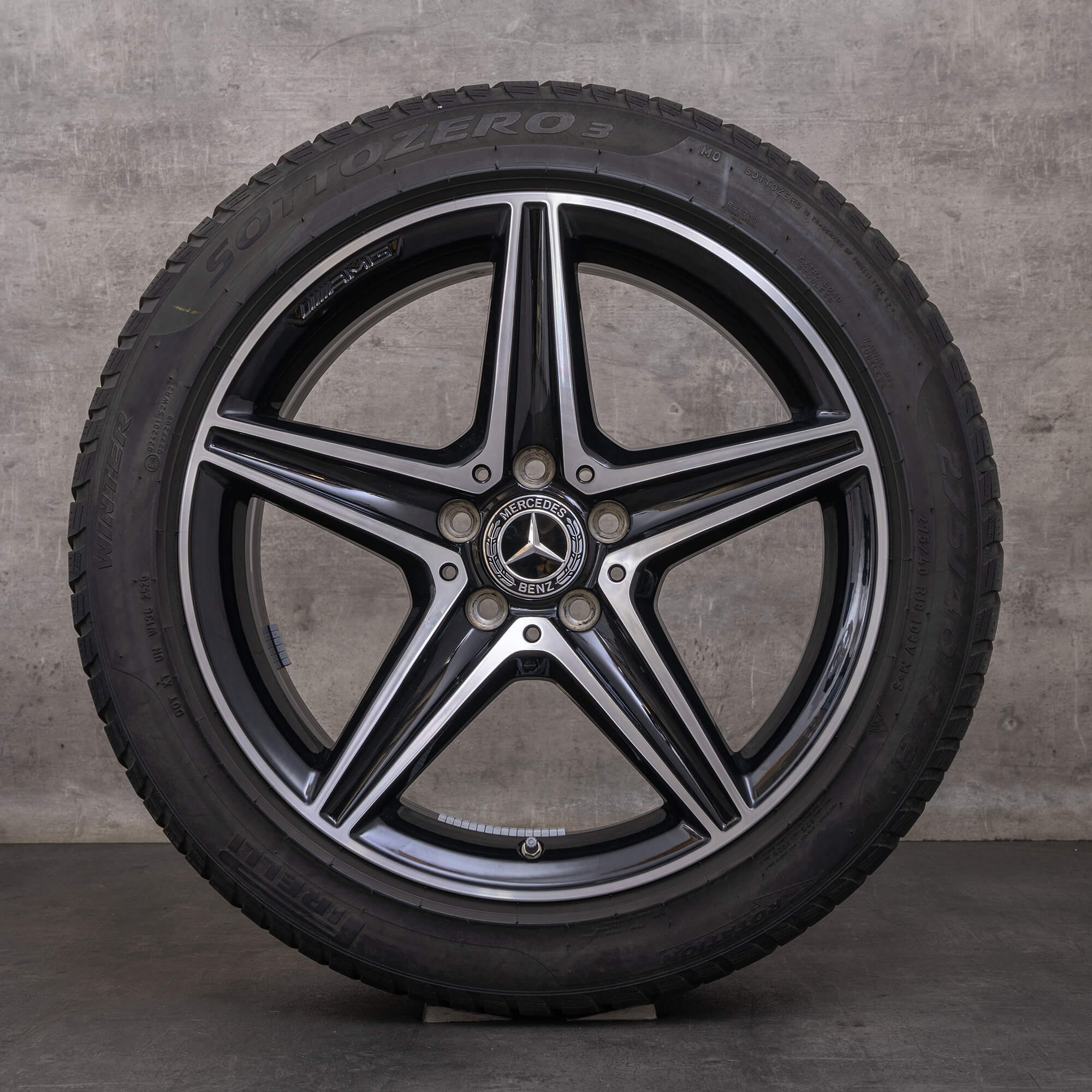 Alkuperäiset Mercedes Benz E-sarjan AMG talvirenkaat 18 tuuman W213 S213 A238 C238 E300 vanteet A2134011800 A2134011900 musta kiillotettu käännetty