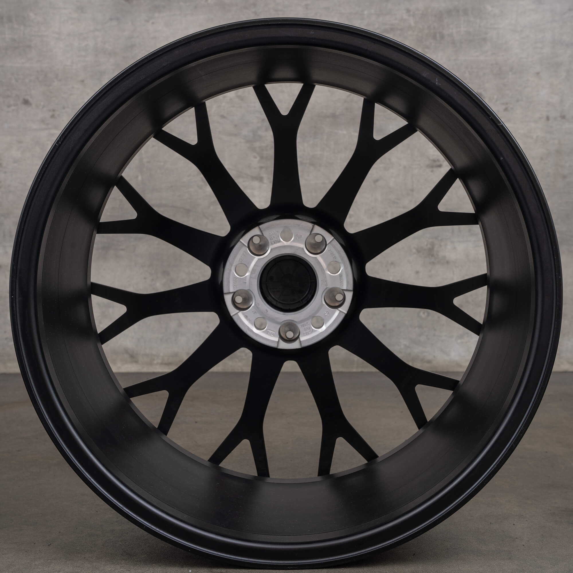 AMG C63 S W206 Sedan 20 tums fälgkors ekrar A2064013200 Ny