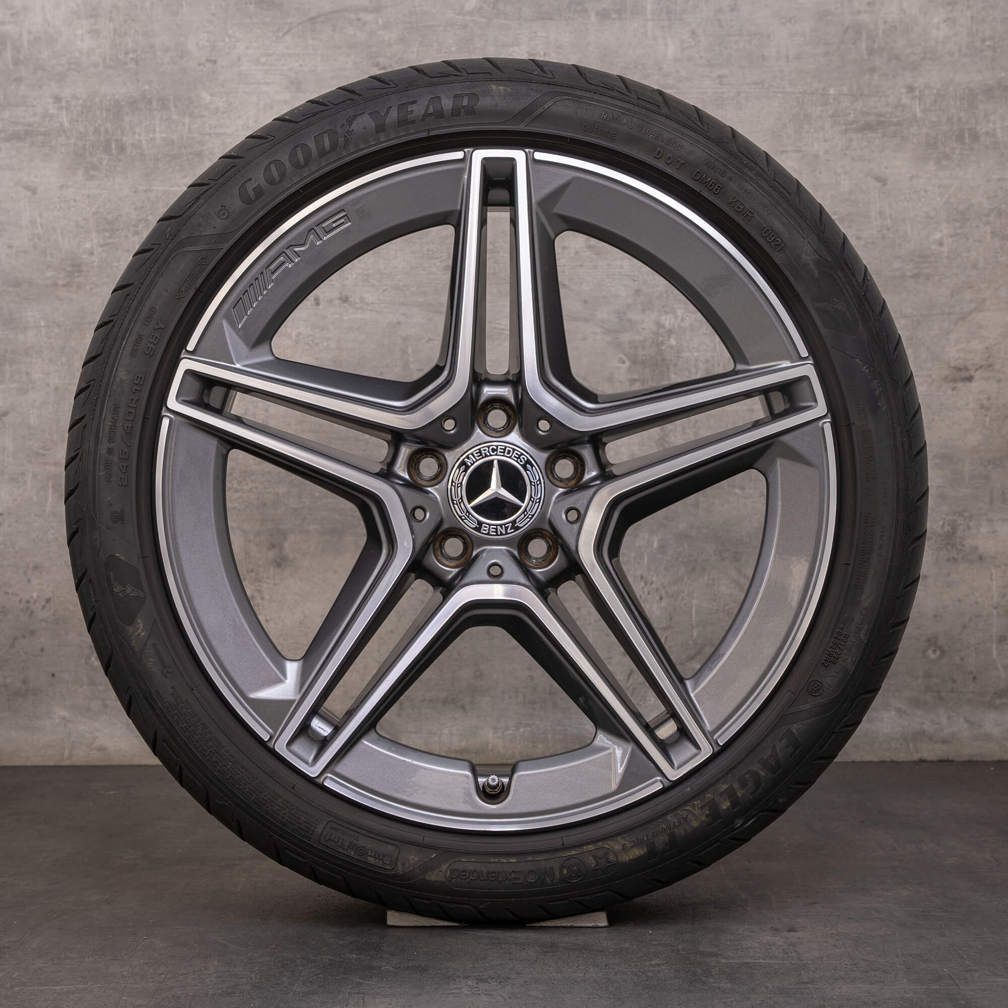 Orijinal Mercedes Benz AMG CLS jantlar 19 inç W257 C257 yaz jant lastik A2574011500 A2574011600 himalaya gri parlak tornalanmış