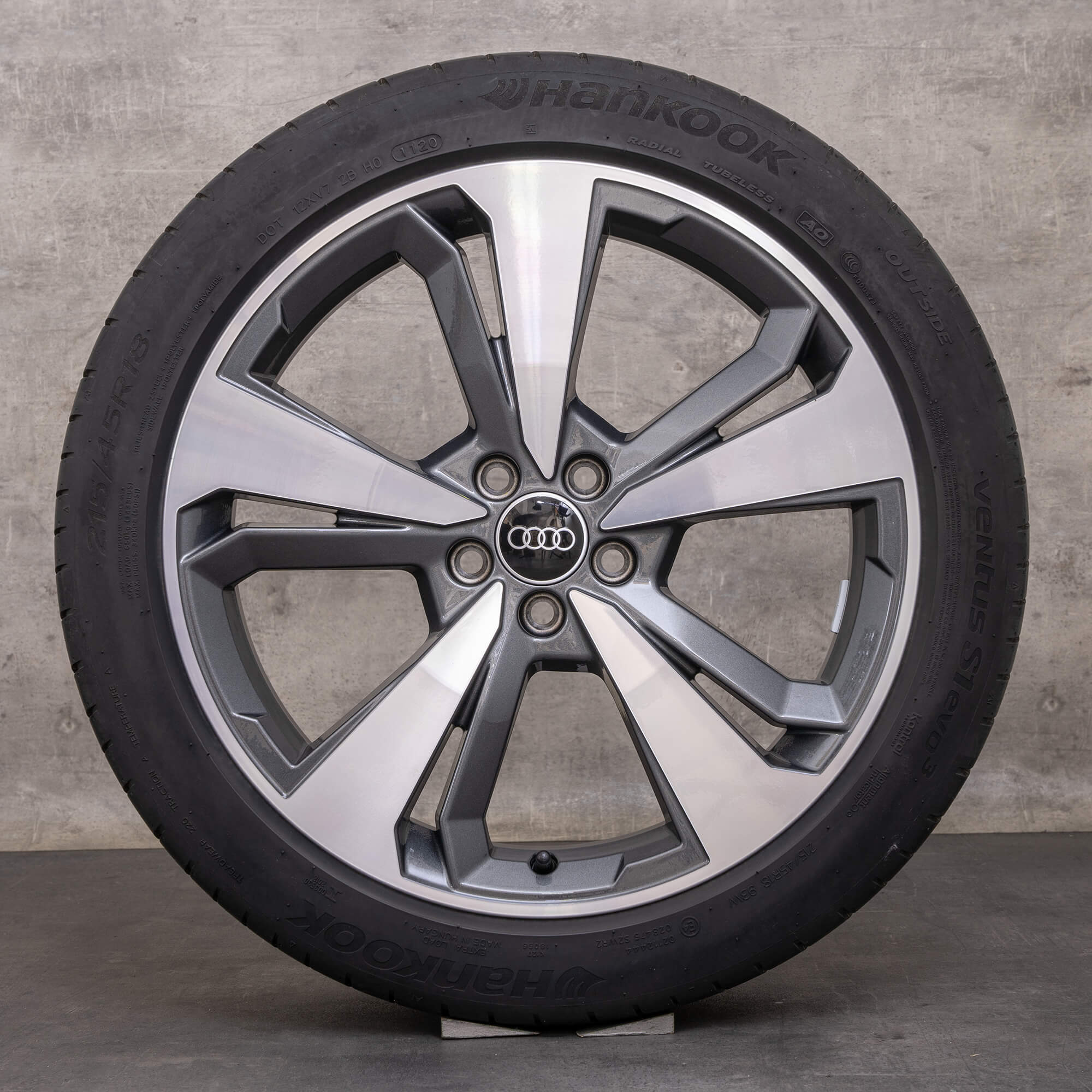 Originale Audi A1 fælge 18 tommer citycarver sommerhjul 82A601025T titanium poleret