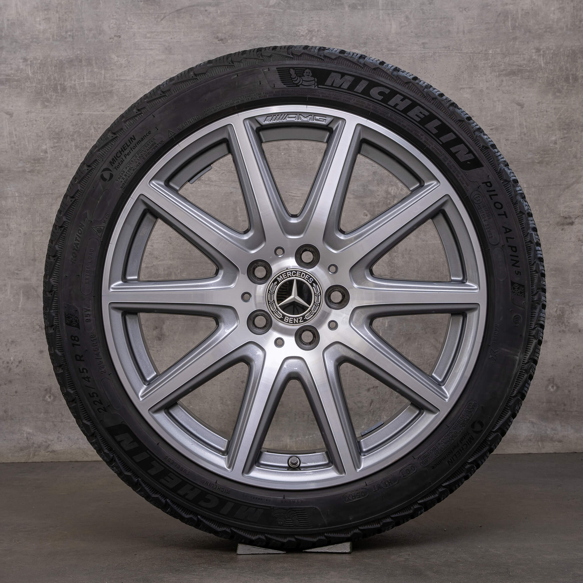 Originale AMG Mercedes Benz A-Klasse A45 & S CLA 35 45 vinterdekk 18-tommers W177 C118 felger A1774013900 himalaya grey glossy turned