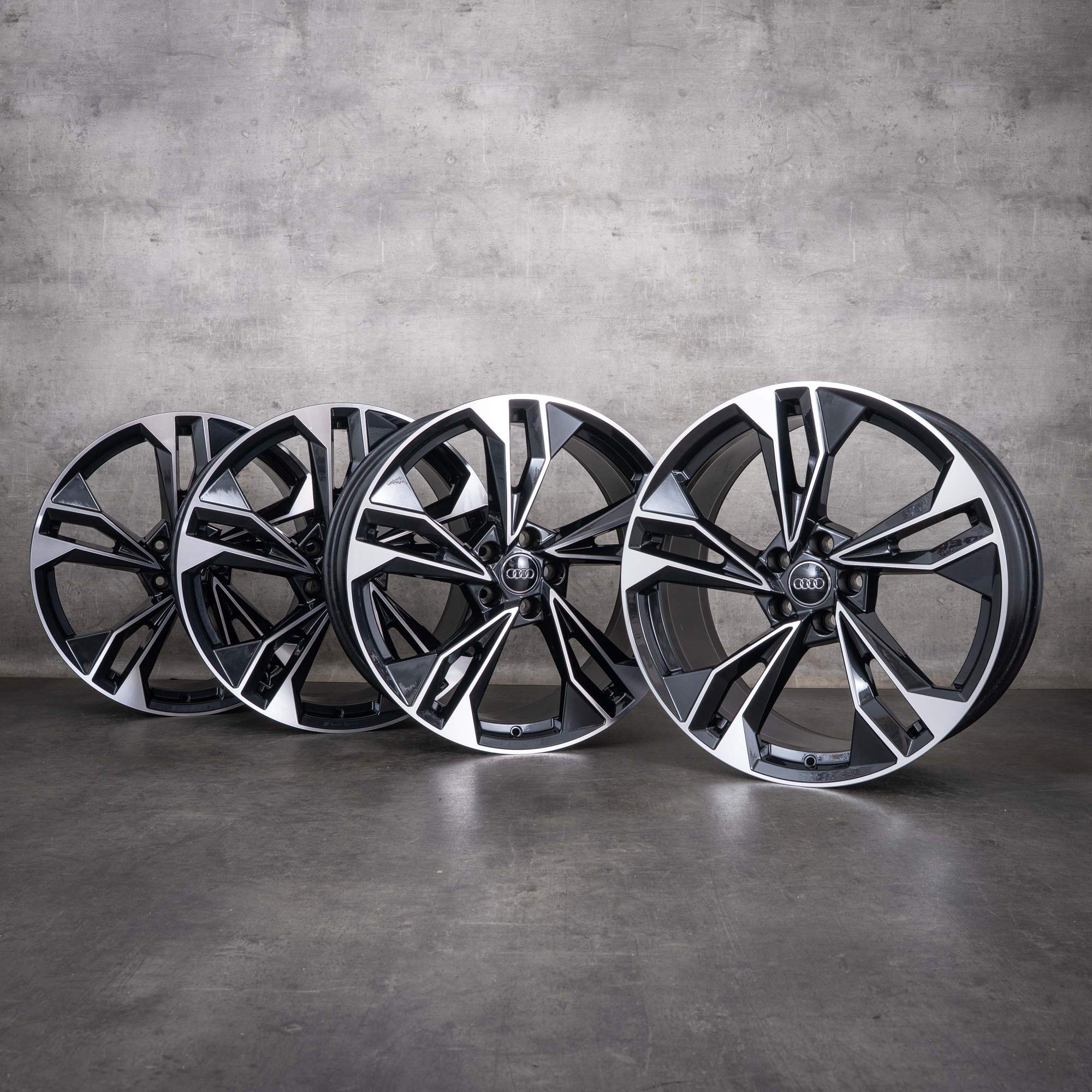 Alkuperäiset Audi A5 S5 -vanteet 20 tuumaa F5 8W B9 8W0601025EQ Polygon Design graniitti kiillotettu