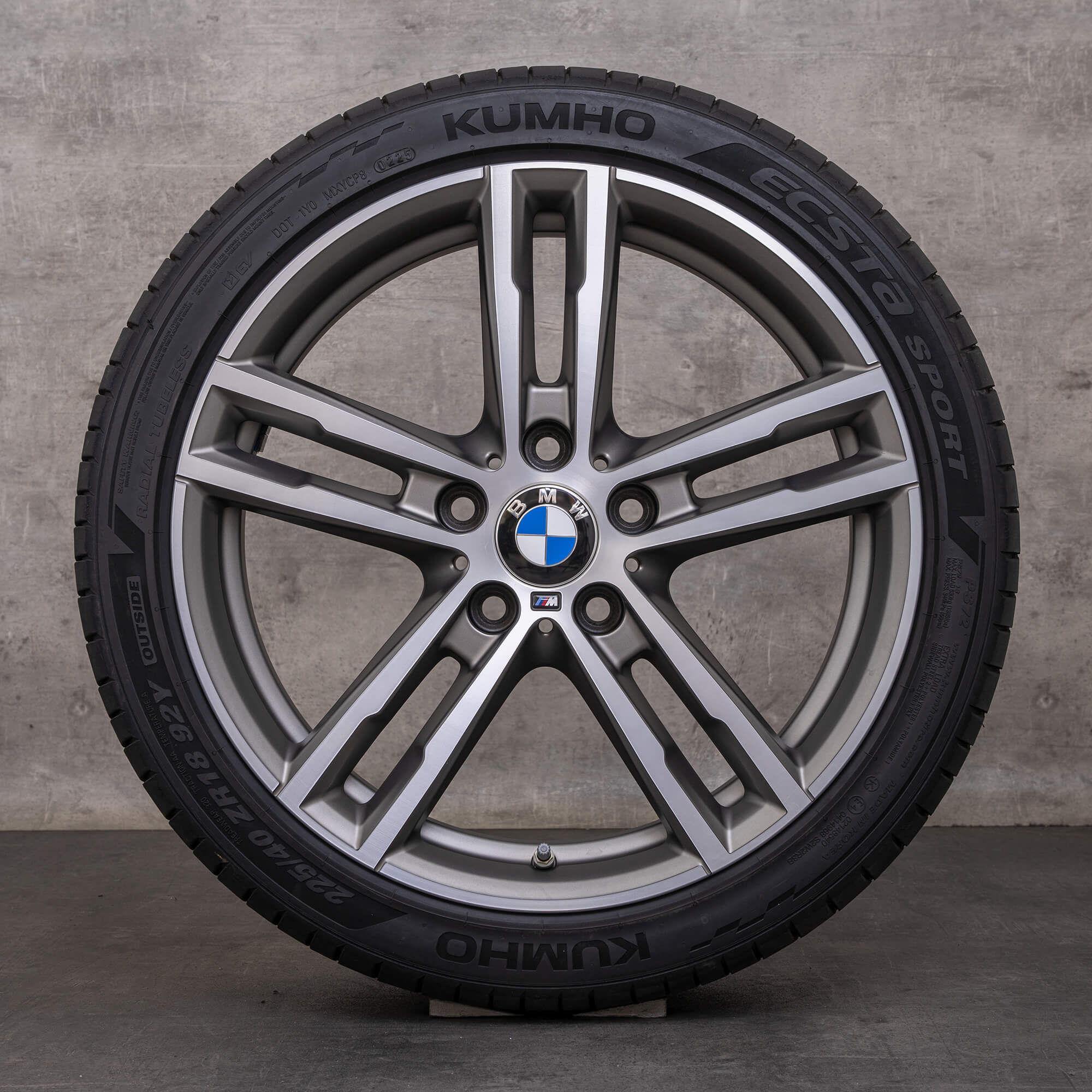 Jantes e pneus inverno originais BMW Série 1 2 18 polegadas F20 F21 F22 F23 jantes estilo 719 M 8009701 8009703 orbit grey matt glossy turned