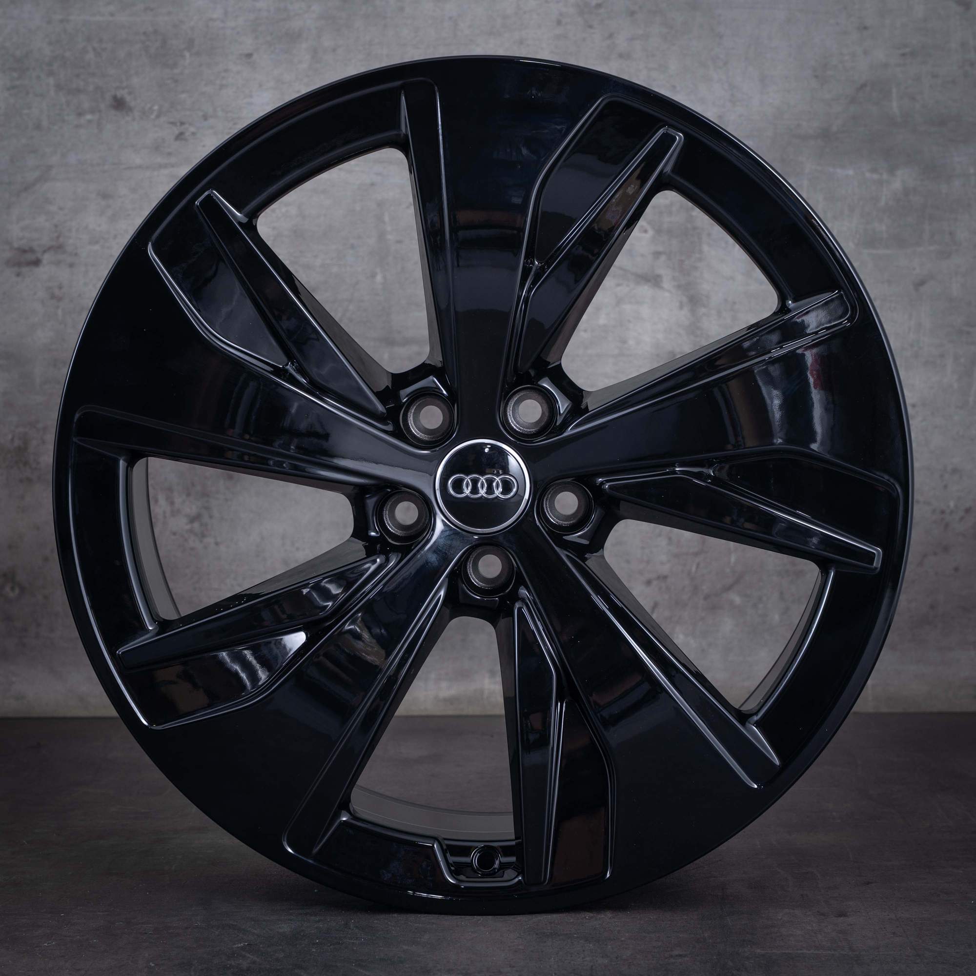 Original Audi e-tron GE Q8 Felgen 20 Zoll 4KE 4KE601025AF schwarz glanz