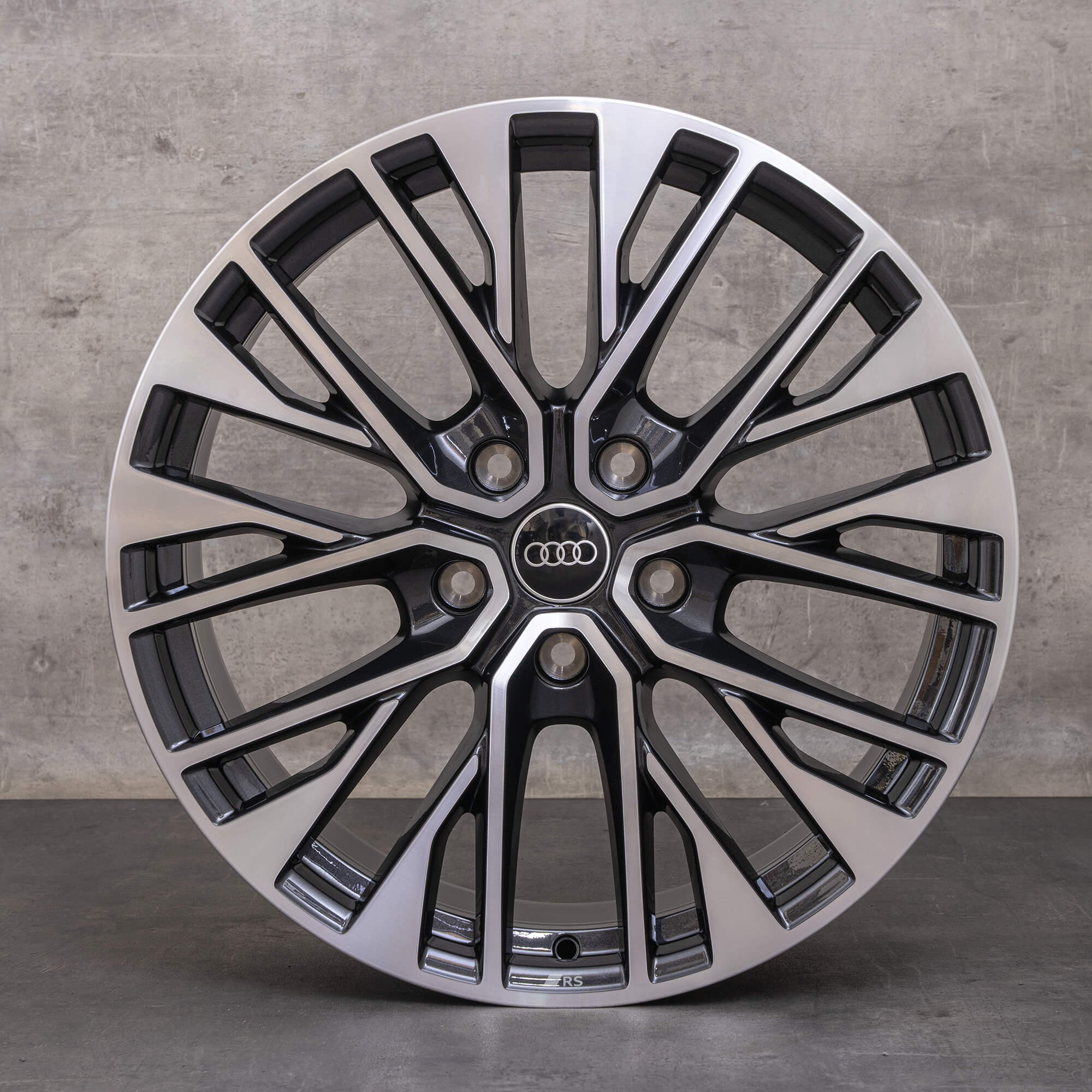 Alkuperäiset Aidot Audi e-tron GT -vanteet 20 tuuman FW 4J3601025CE 4J3601025CF titaani kiillotettu UUSI