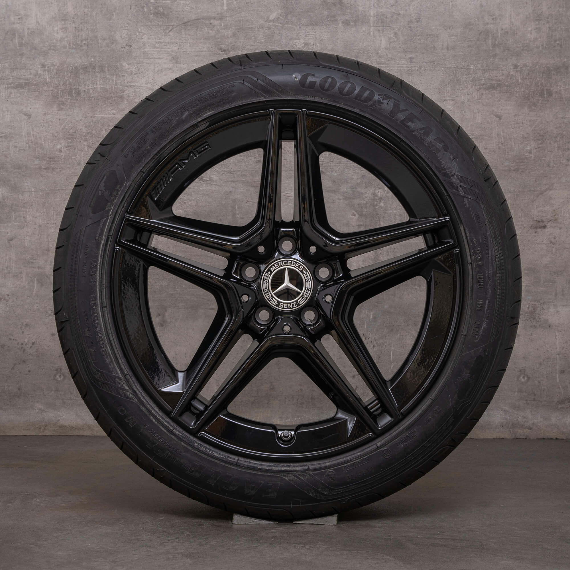 Jantes Mercedes Benz Classe C AMG de 18 polegadas W205 S205 C205 A205 Rodas verão A2054019500 A2054019600 preto alto brilho
