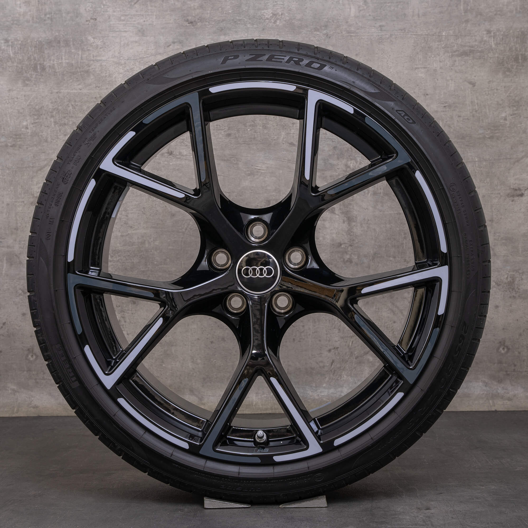 Original Audi RS3 Felgen 19 Zoll 8Y Sommerräder 8Y0601025BR 8Y0601025BS schwarz glanz