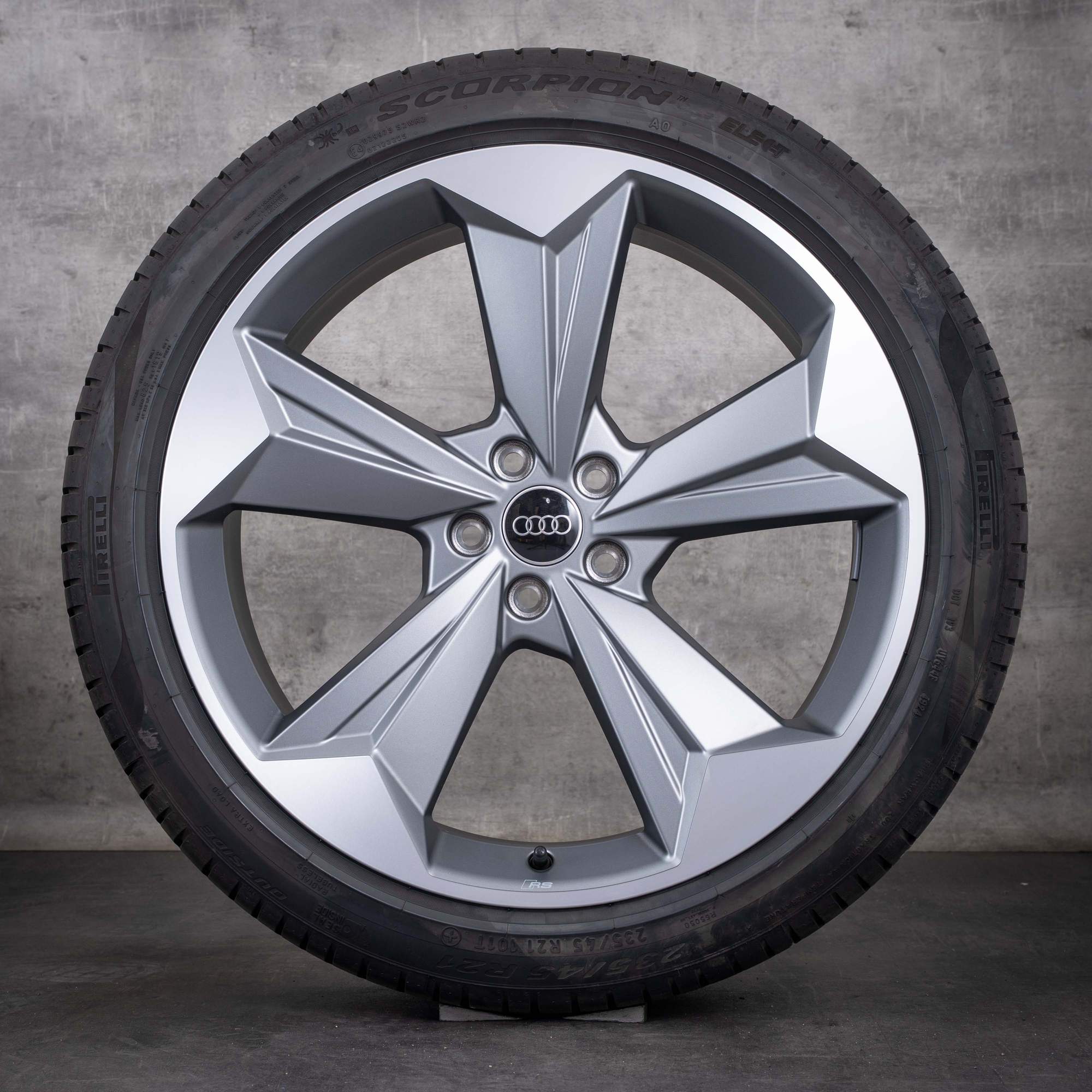 Original Audi Q4 e-tron Felgen 21 Zoll Sportback SUV Sommerräder 89A601025 89A601025R grau matt glanzgedreht