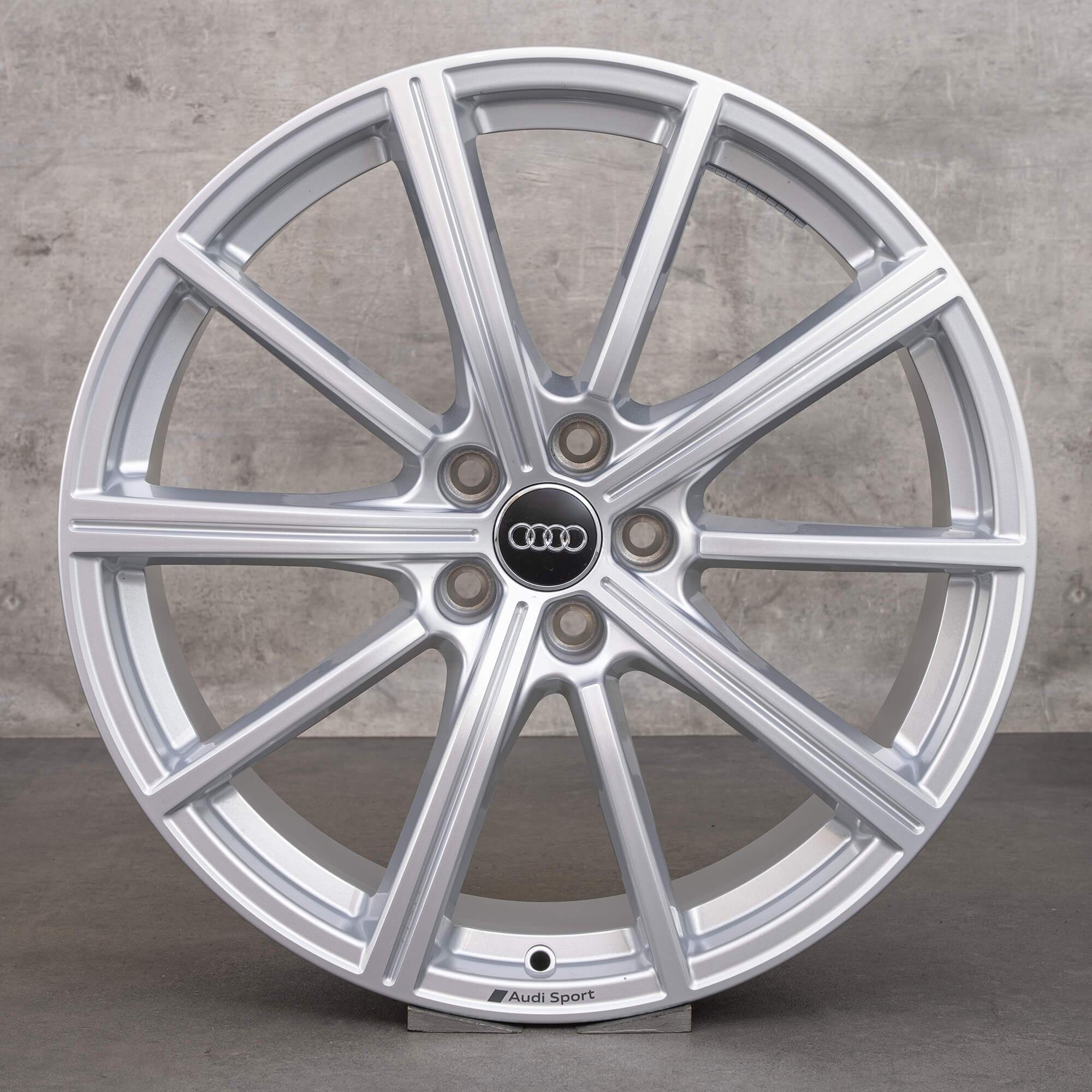 Audi 20 inch rims S line Q3 RSQ3 F3 aluminum 83A601025S 8.5 x ET 38 NEW