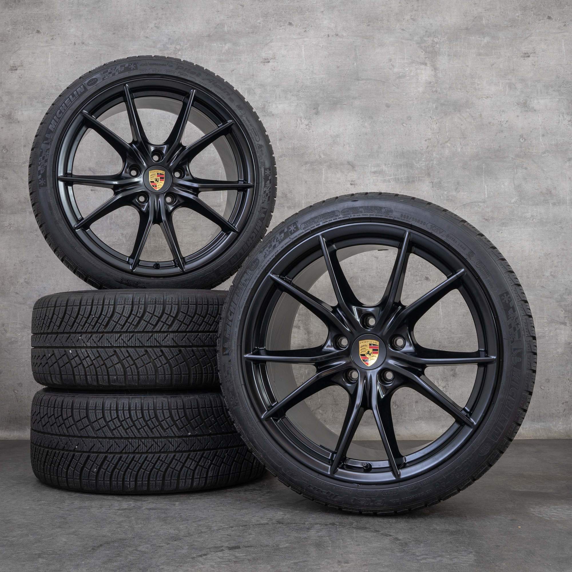 Jantes e pneus inverno originais Porsche 911 de 20 polegadas 991 II Carrera 4 & S GTS jantes 99136271000 99136276003 preto mate