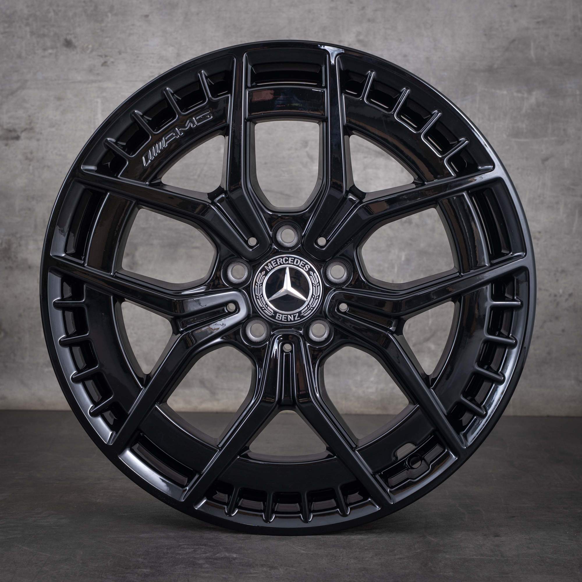 Alkuperäiset Mercedes-Benz EQA EQB AMG -vanteet 19 tuumaa H243 X243 A2434010500 kiiltävä musta